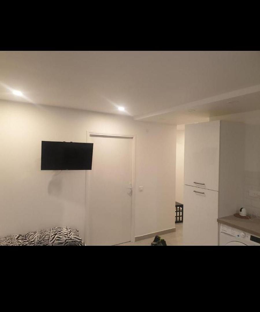 Grand Appartement, 2 Ou 3 Ou 4 Pieces, Tramway Sur Place, Proche Gare Sncf St Augustin 900 Metre , Aeroport 1200 Metre, Ou Allianz Riviera 10 Min, Palais Nikaia 2 Min , Supermarche Sur Place, Parking Possible Si Disponible Ou Payant A 1000 Metr *