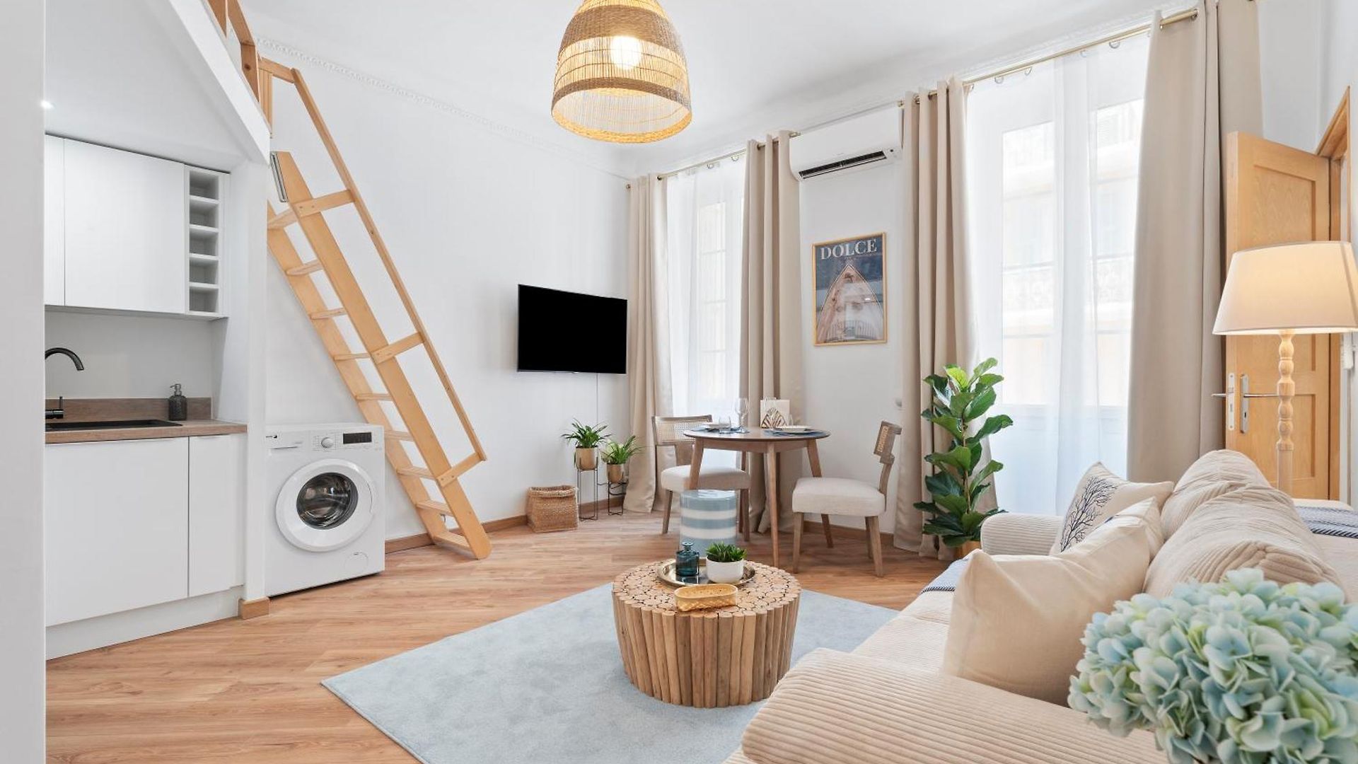 Appartement Renting - 5bfrance - Luxurious Place Massena Promenade Des *