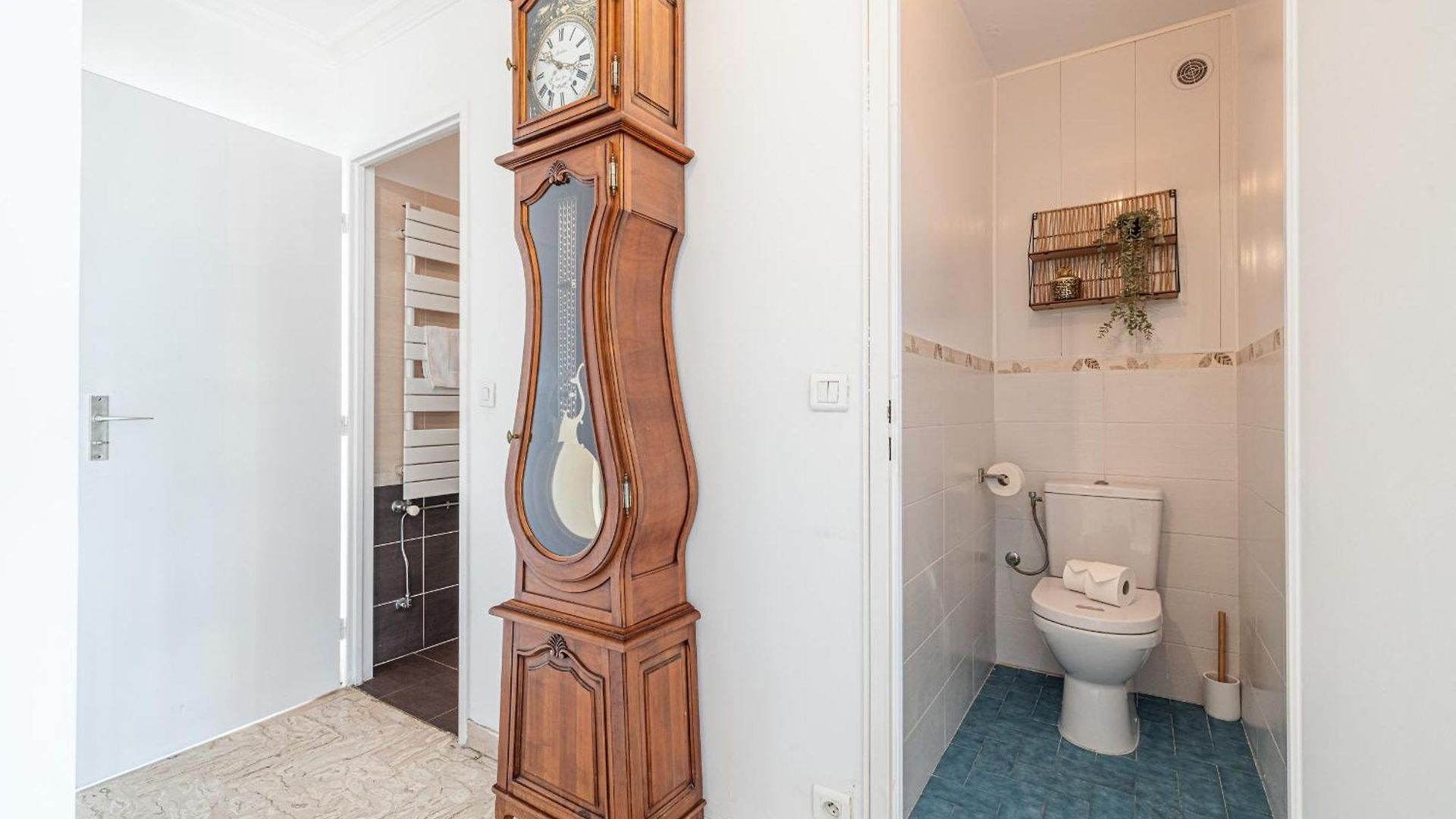 Appartement Large 2 Bdr Close To The Balcony & Garage