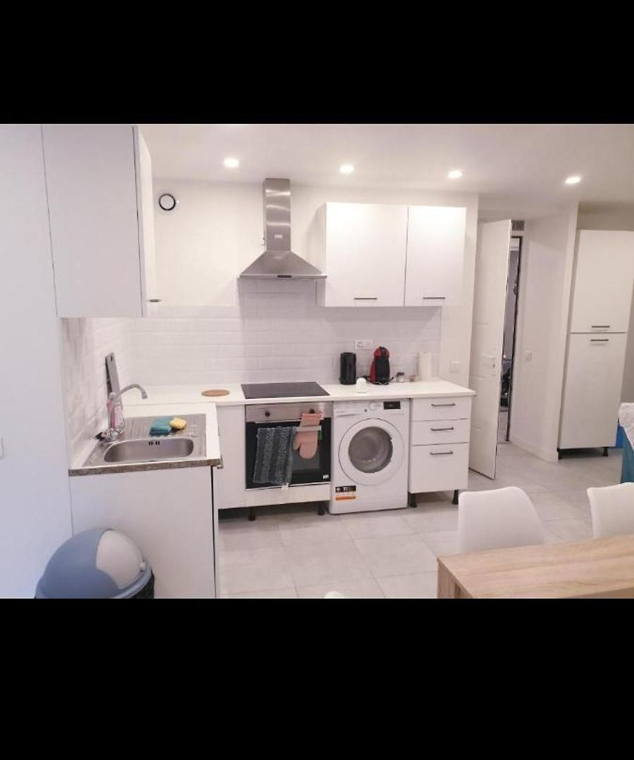 Grand Appartement, 2 Ou 3 Ou 4 Pieces, Tramway Sur Place, Proche Gare Sncf St Augustin 900 Metre , Aeroport 1200 Metre, Ou Allianz Riviera 10 Min, Palais Nikaia 2 Min , Supermarche Sur Place, Parking Possible Si Disponible Ou Payant A 1000 Metr * Nice