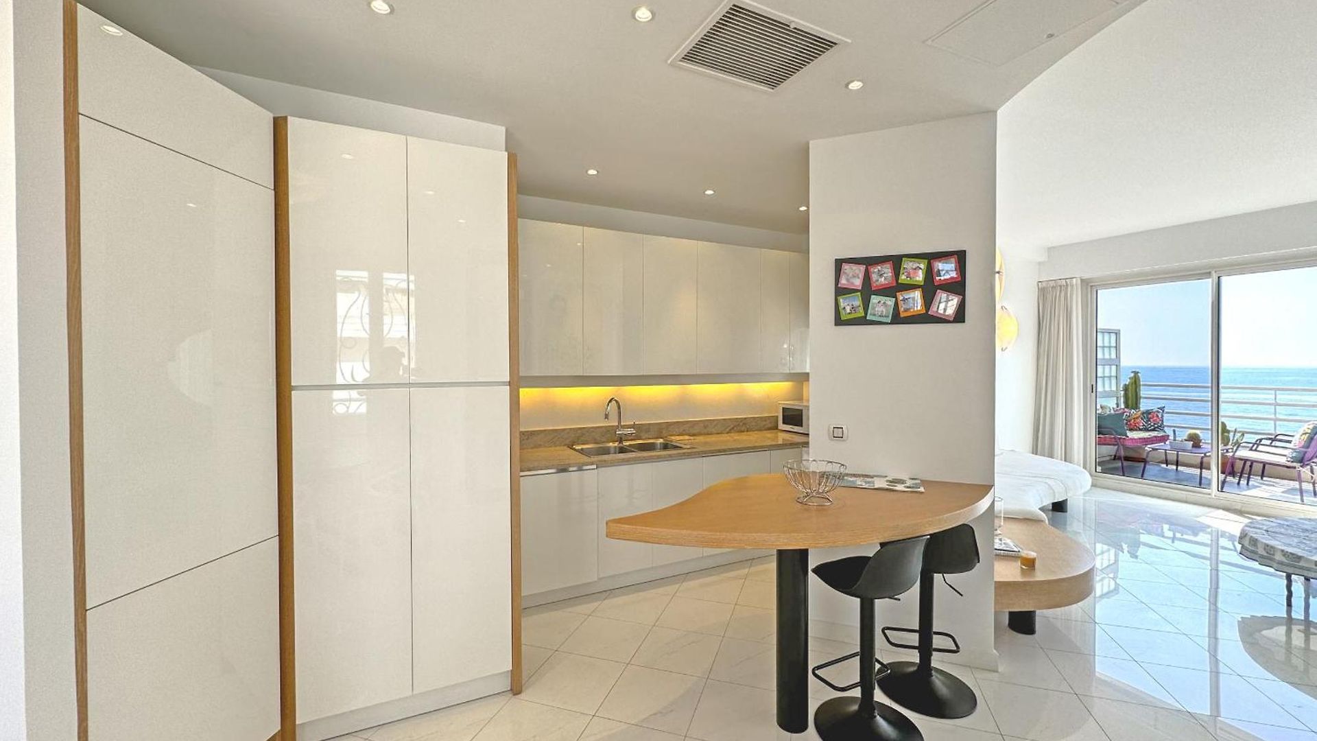 Apartment Sea Front Penthouse Cote D Azur