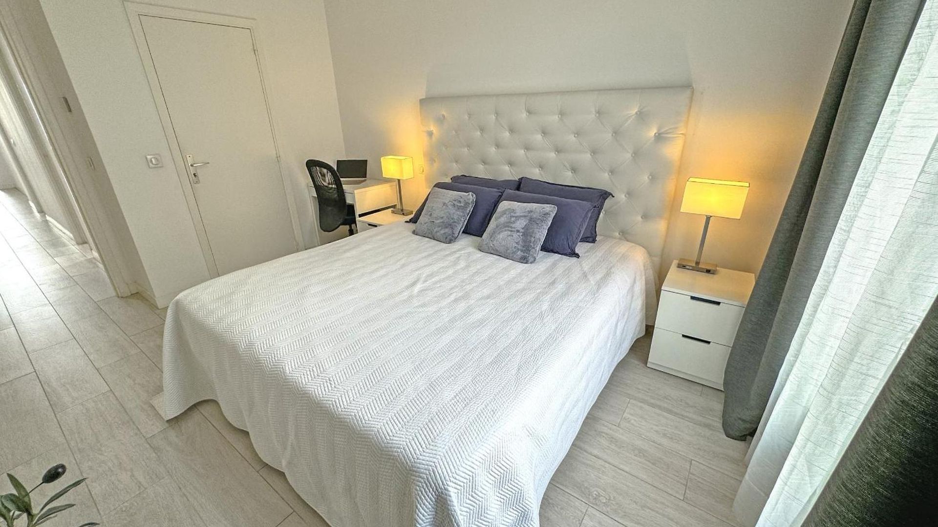 Gorgeous Oceanfront Promenade Appartement *