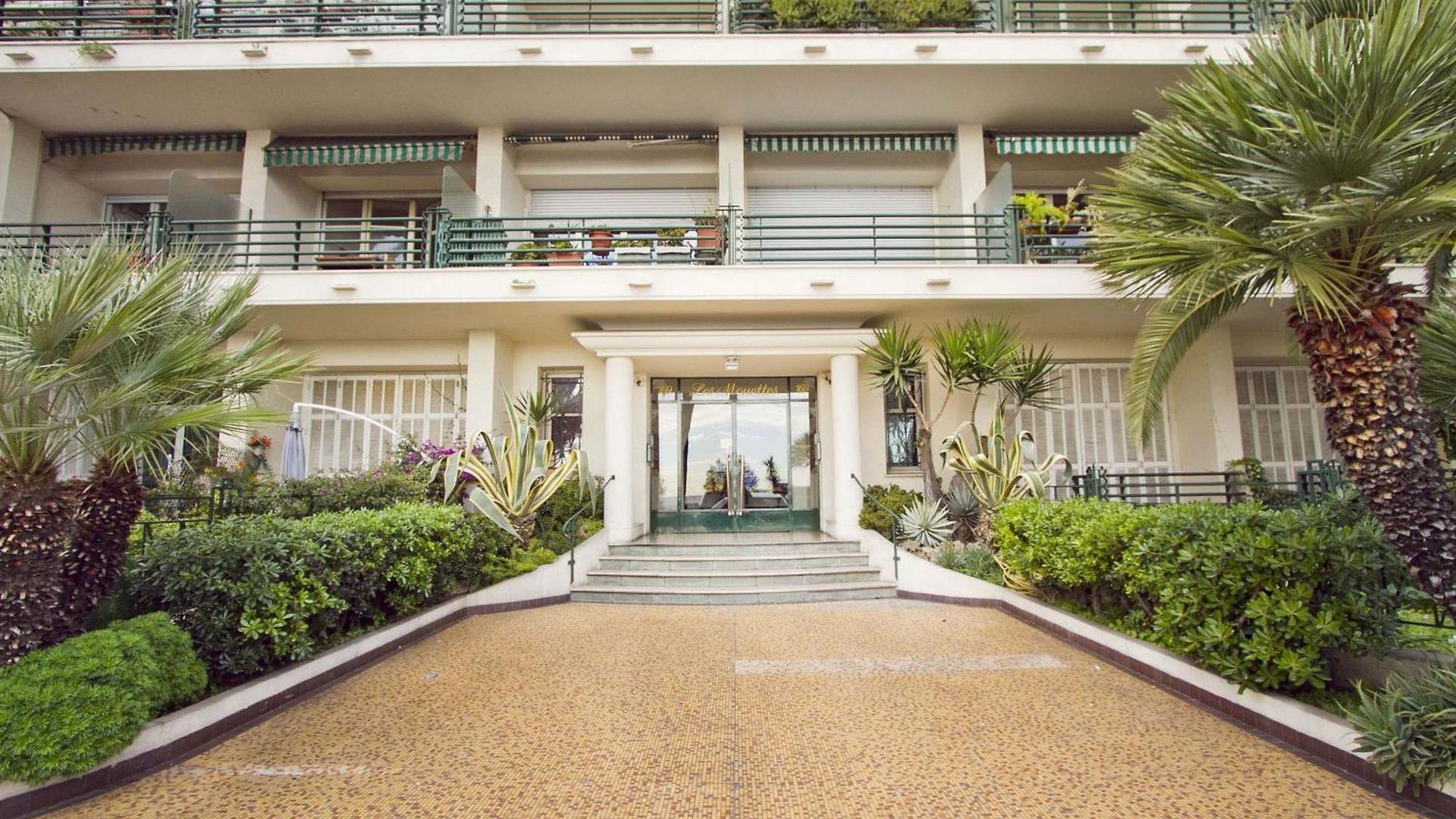 Gorgeous Oceanfront Promenade * Nice
