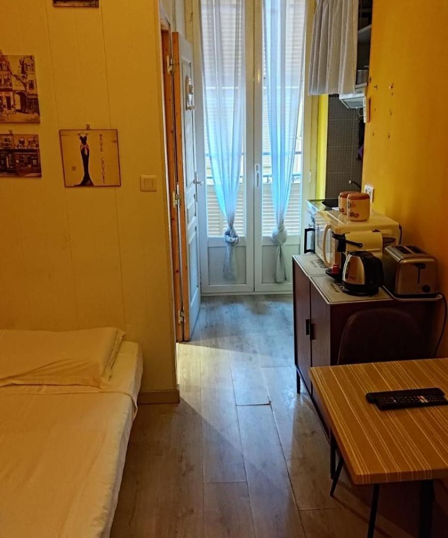 Little In Rue Biscarra Apartment *