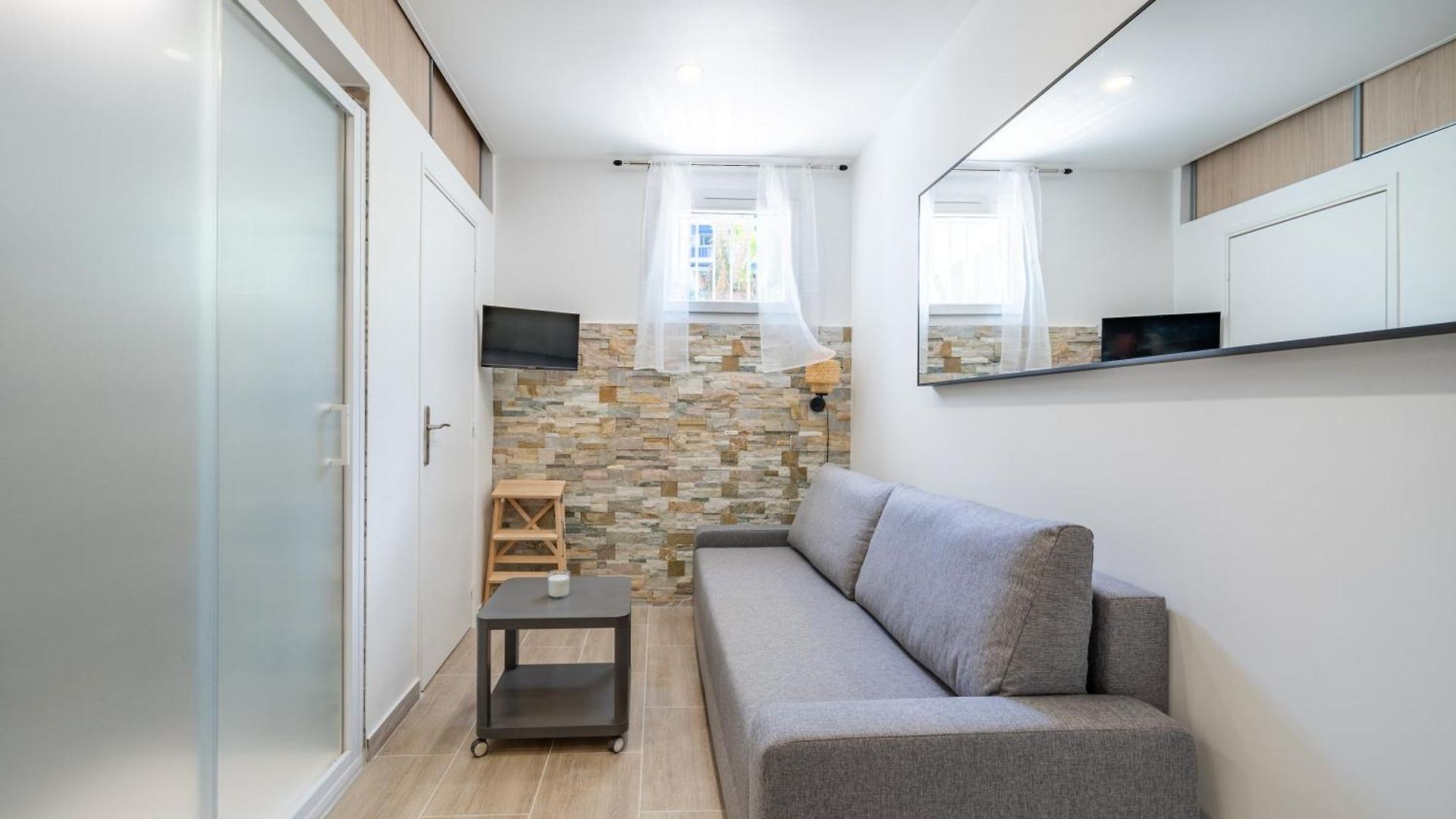 Port De Nice, Appartement Nice
