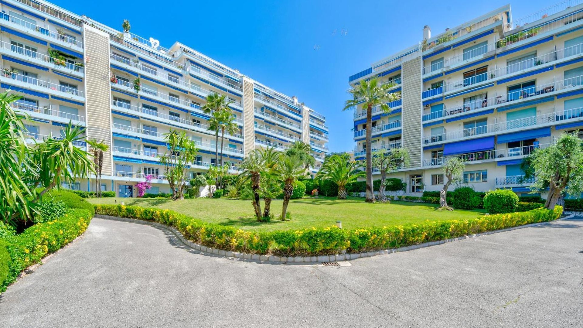 Appartement Port De Nice, *