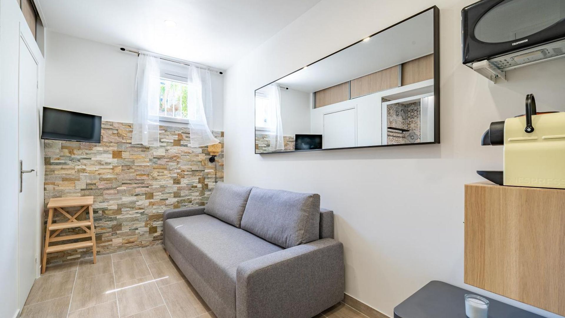 Port De Nice, Appartement