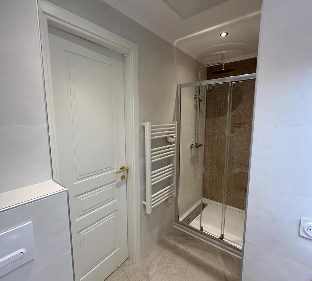 Extraordinaire Grand Au Centre 6 Minutes à Pied De La Et L'hôtel Negresco Appartement *