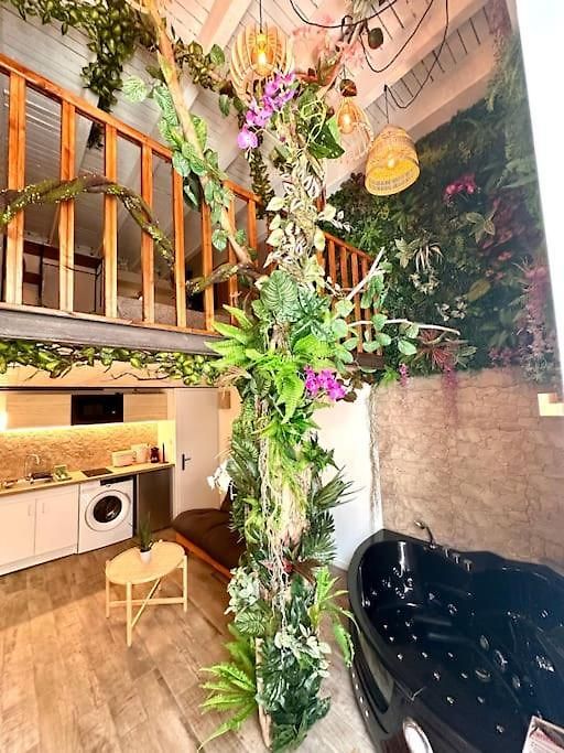 Appartement Jungle Avec Jaccuzi Au Coeur De