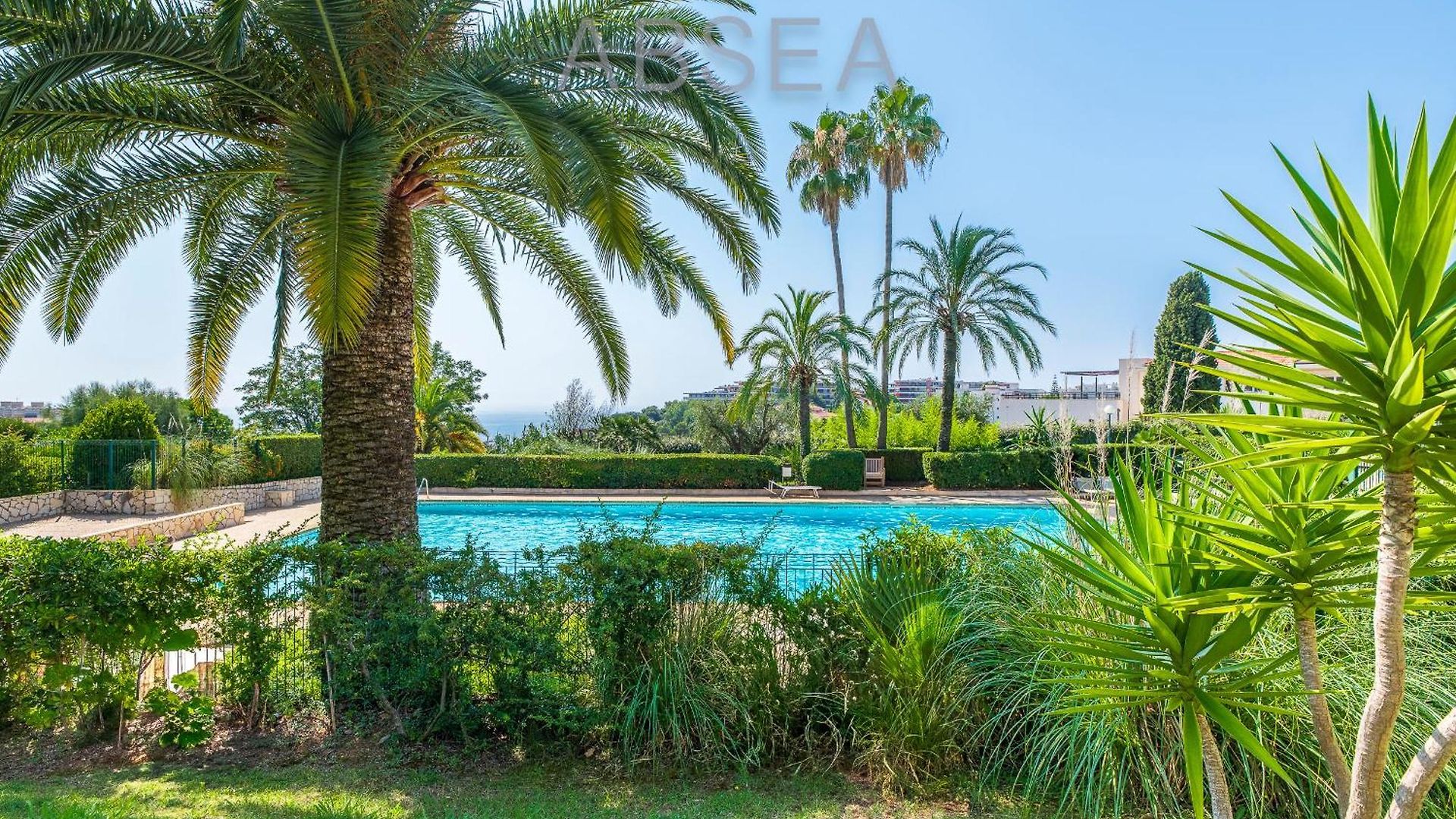 Garden Pool Parking Air Conditioning Family Friendly Appartement Nice