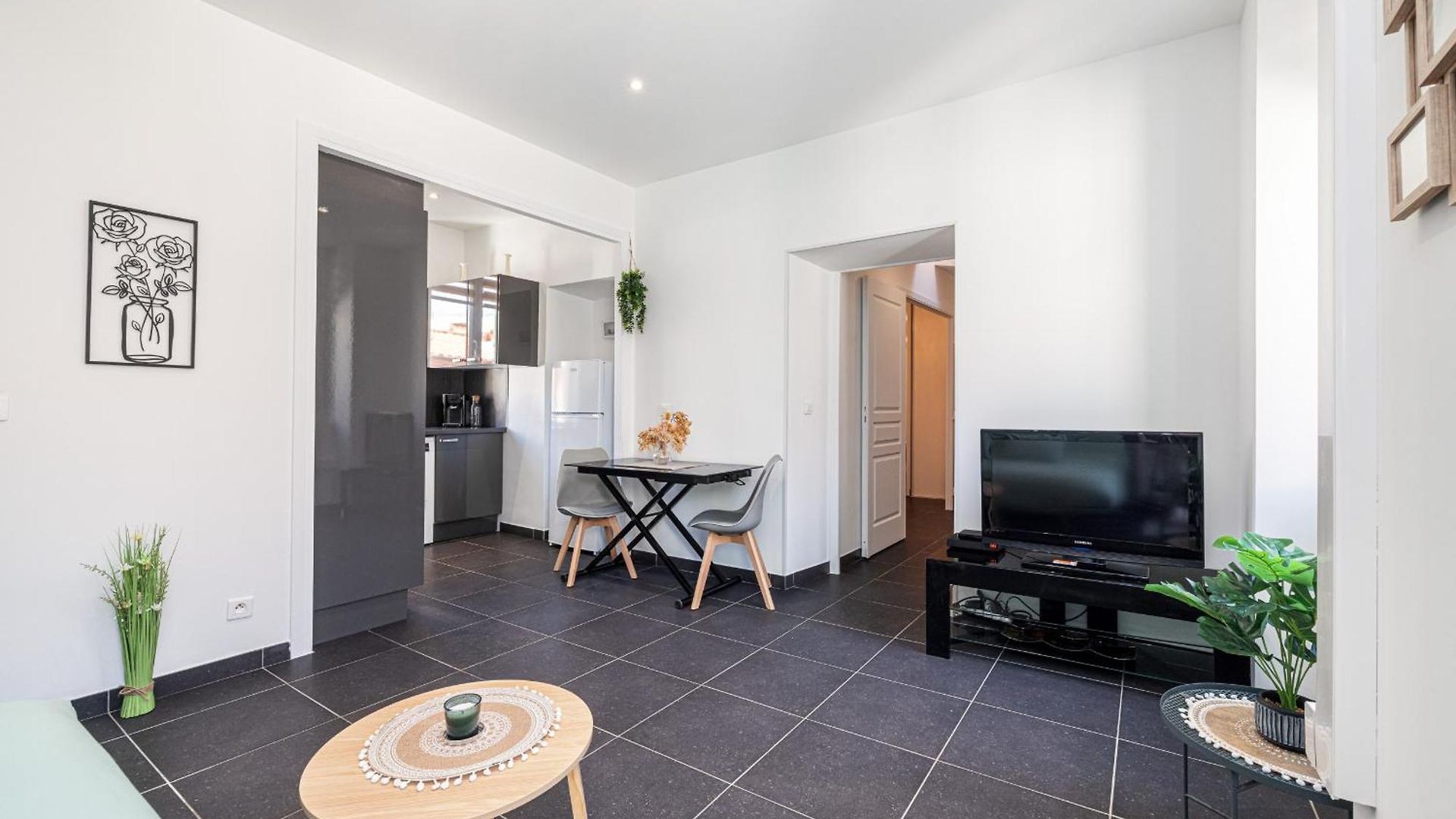 Large&quiet 1 Bdr At Port Nice