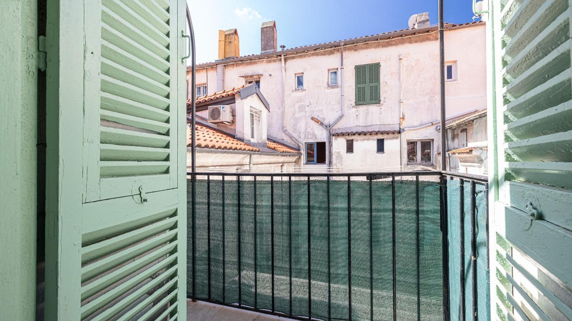 Large&quiet 1 Bdr At Port Appartement