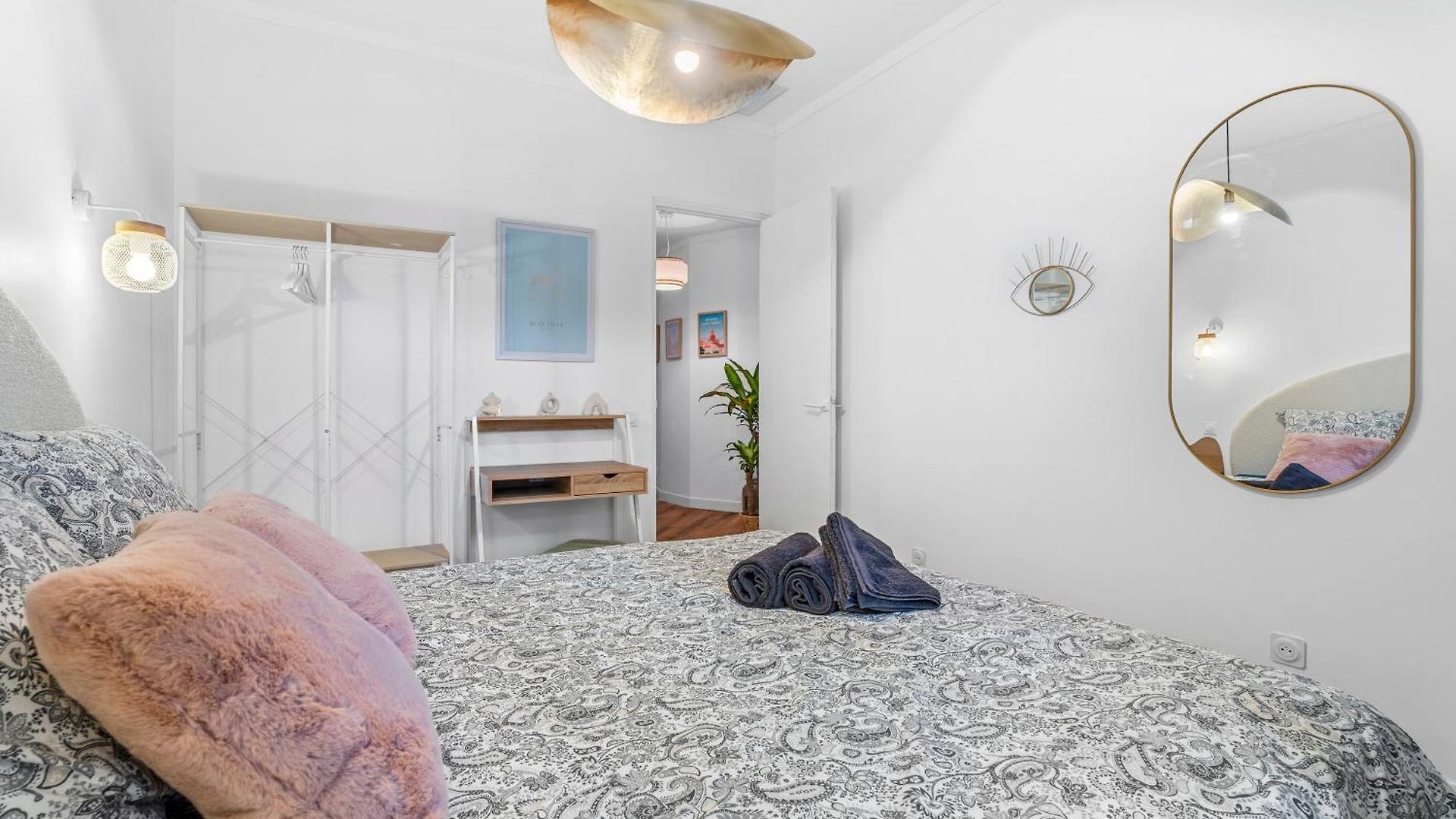 Renting - Verdi - Charm & Comfort & Aircon