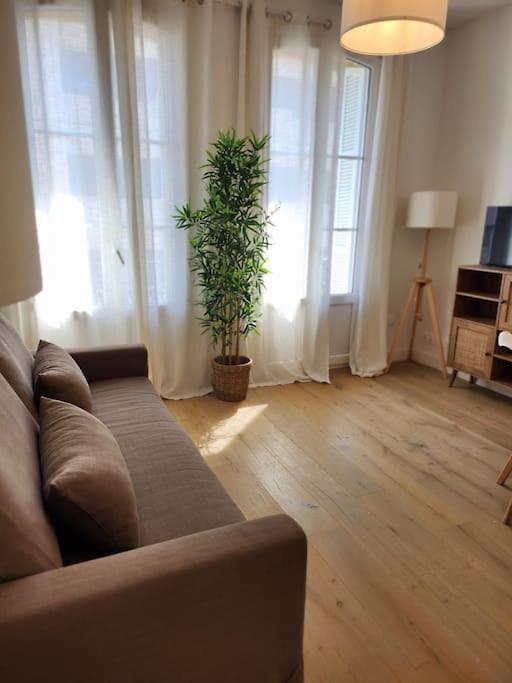 Fac St Jean D'angely Appartement Nice