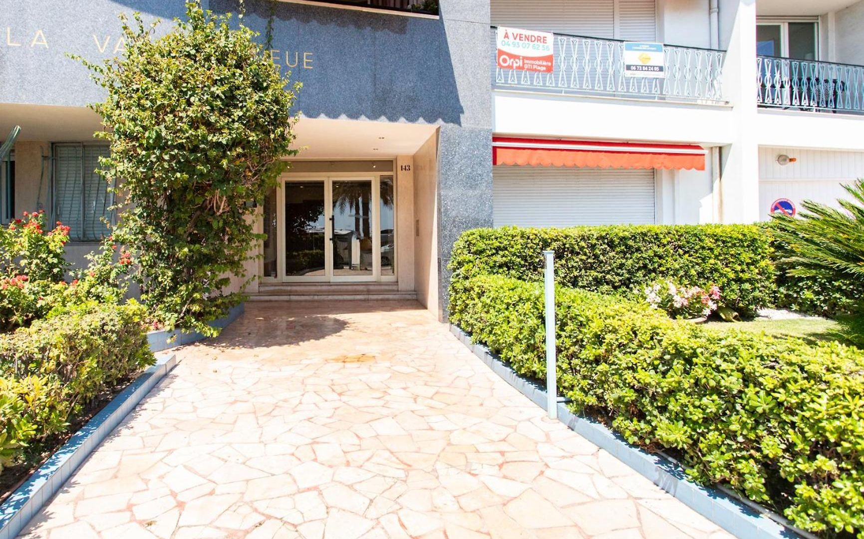 Appartement L54 Staywizus - 1bdr Promenade Sea View Ac & Balcony