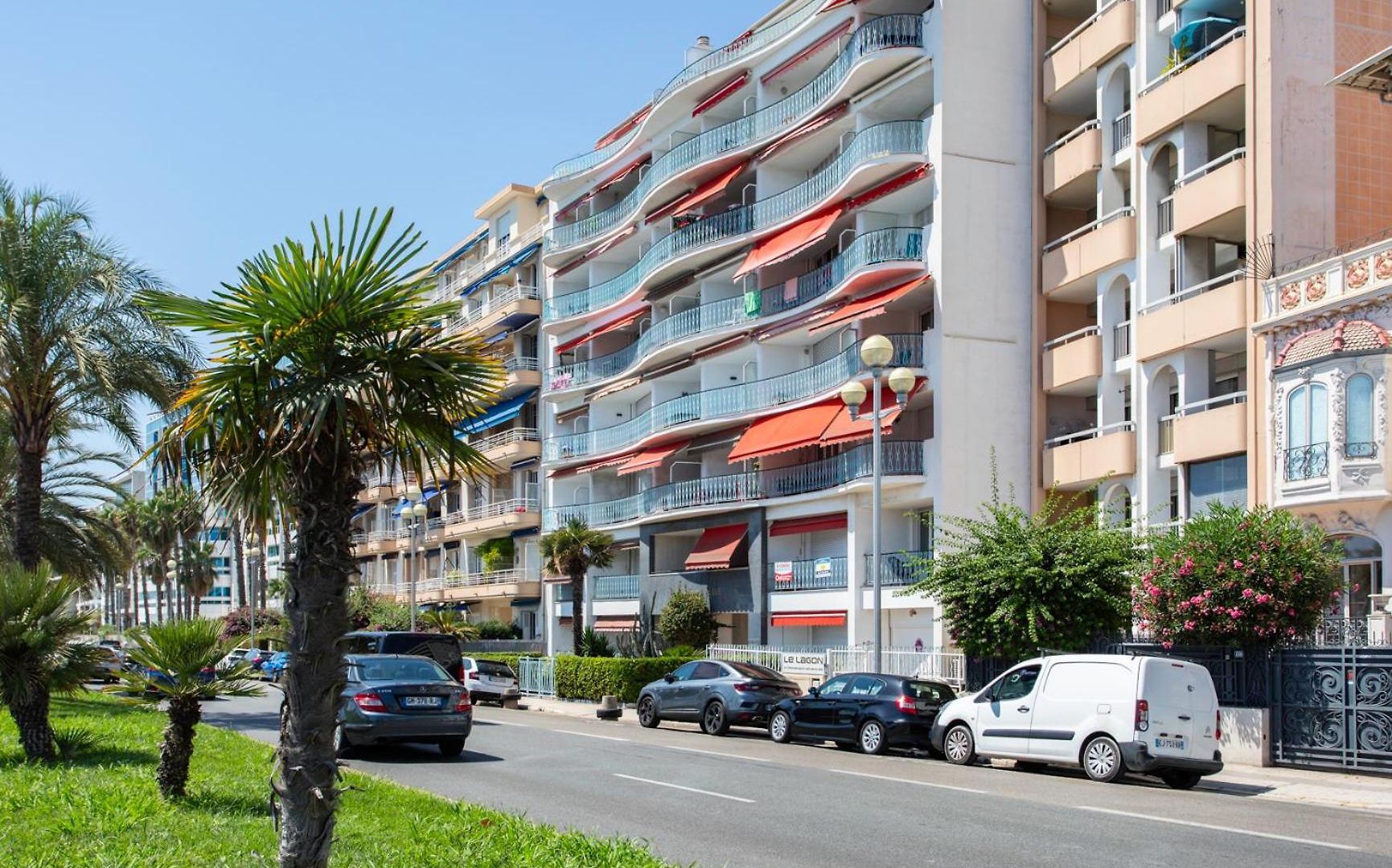 L54 Staywizus - 1bdr Promenade Sea View Ac & Balcony Nice