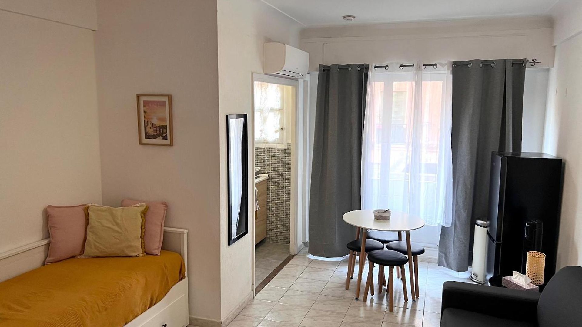 Appartement Fully Equipped For 3, Near Negresco