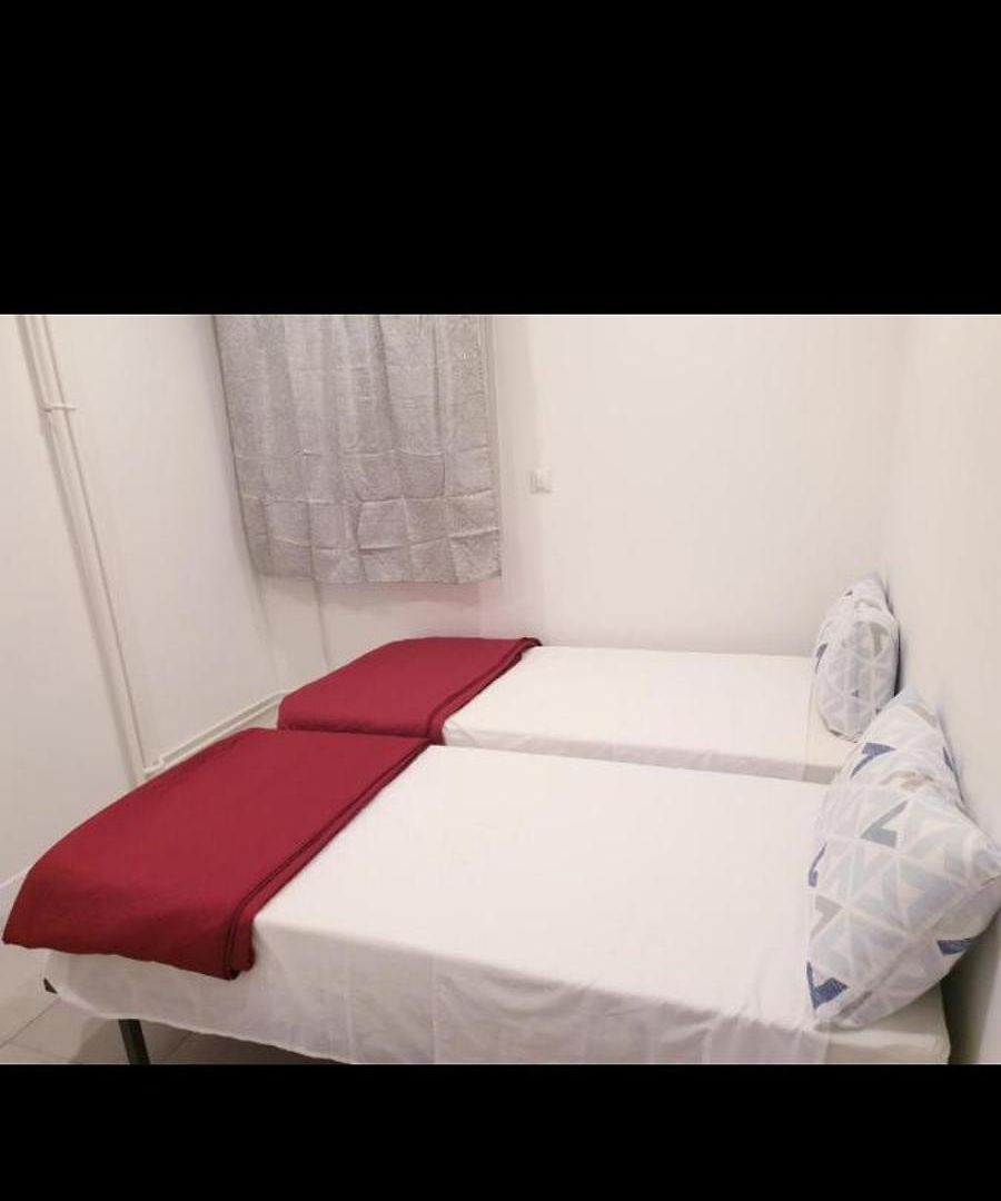 Grand Appartement, 2 Ou 3 Ou 4 Pieces, Tramway Sur Place, Proche Gare Sncf St Augustin 900 Metre , Aeroport 1200 Metre, Ou Allianz Riviera 10 Min, Palais Nikaia 2 Min , Supermarche Sur Place, Parking Possible Si Disponible Ou Payant A 1000 Metr