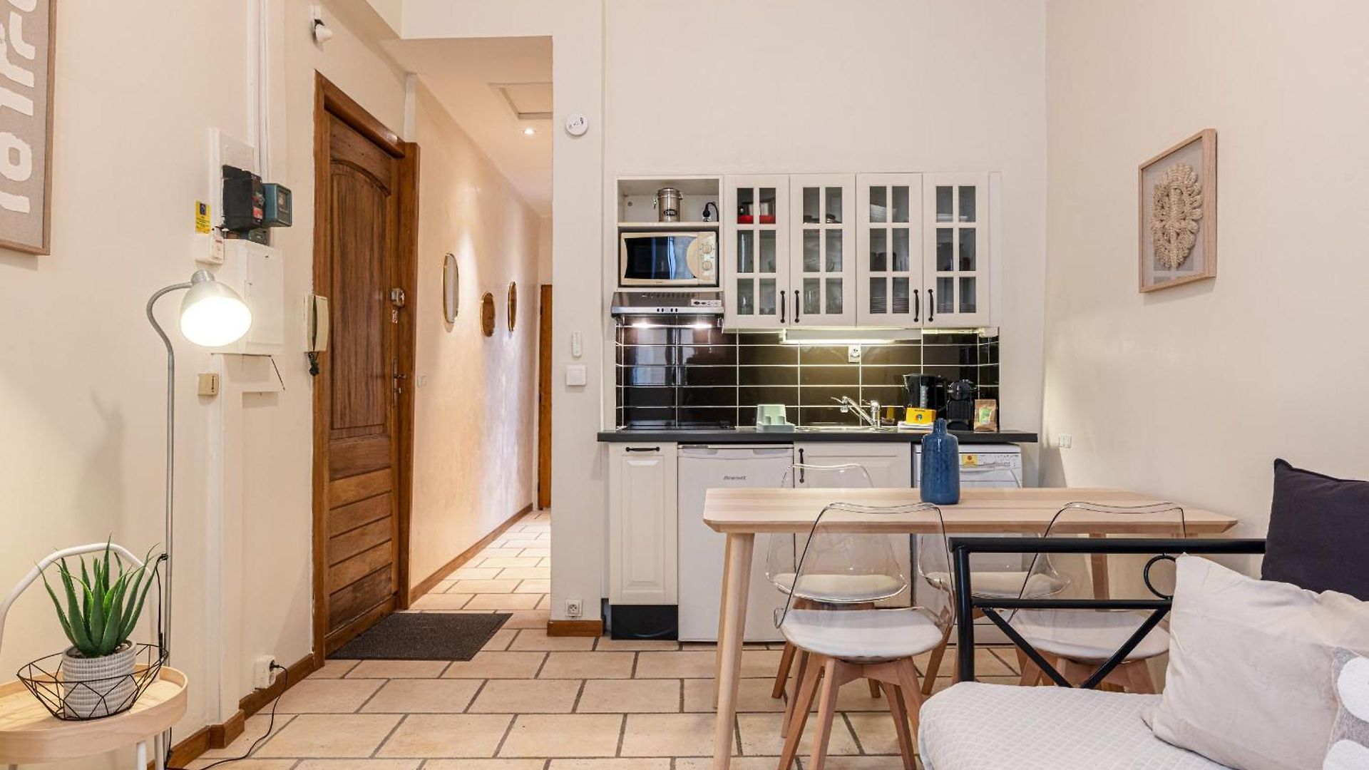 2 Bdr Heart Old Town * Nice