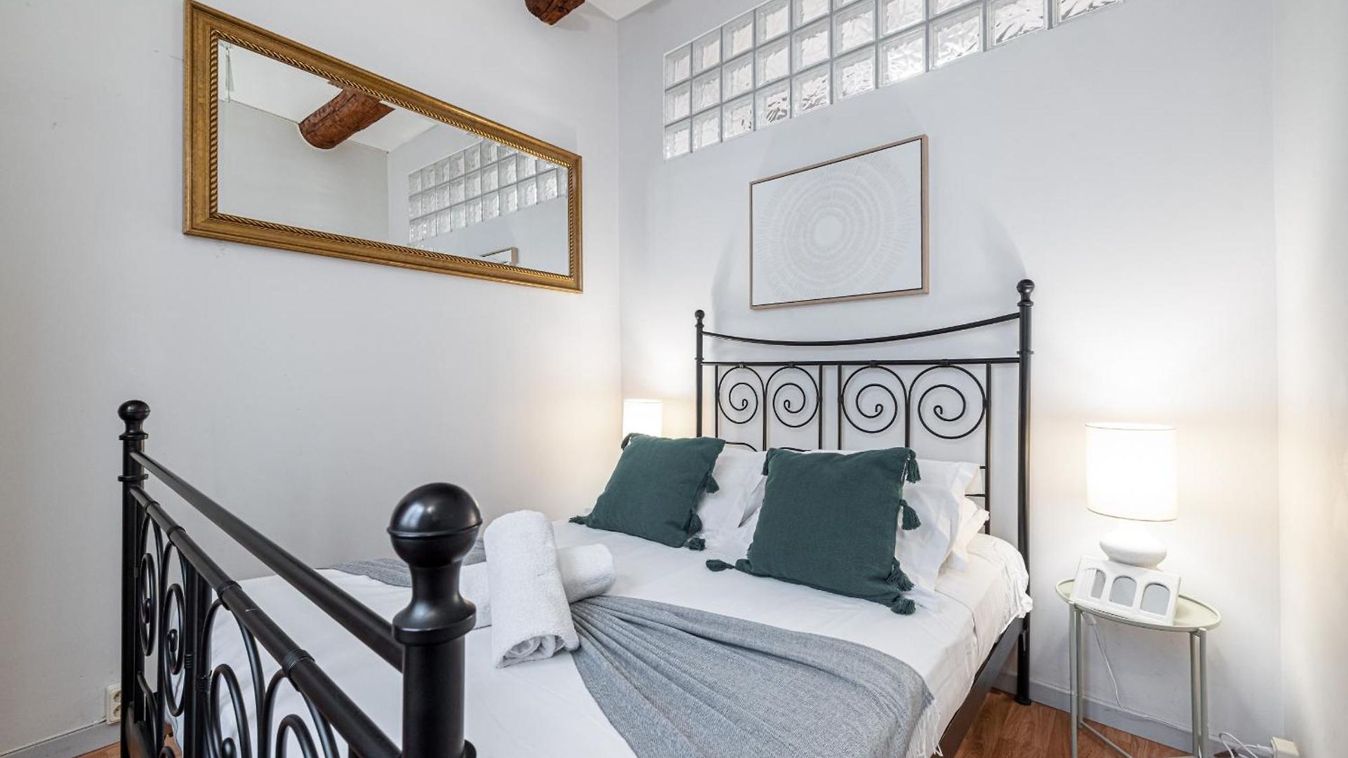 2 Bdr With Independent - Old Town Appartement *