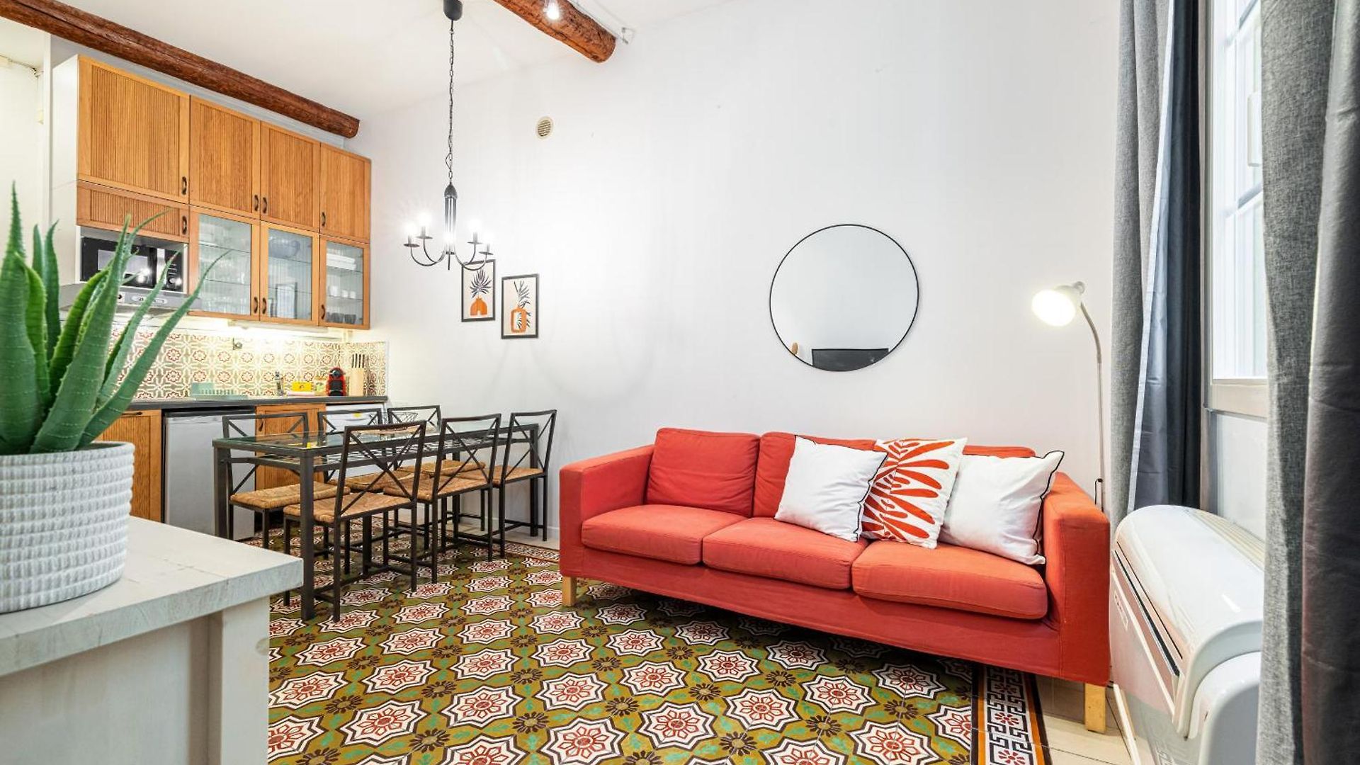 2 Bdr With Independent - Old Town Nice