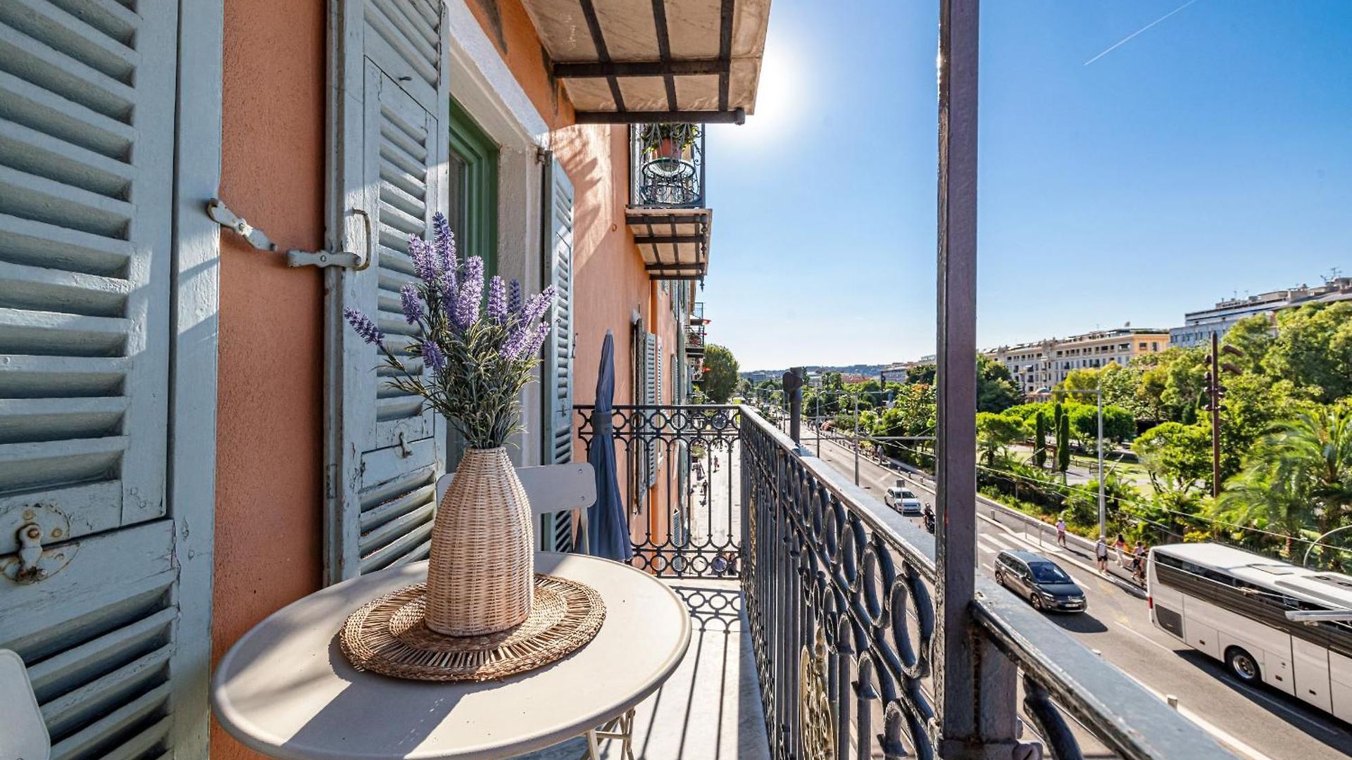 2 Bdr Panoramic View On Gardens Appartement Nice