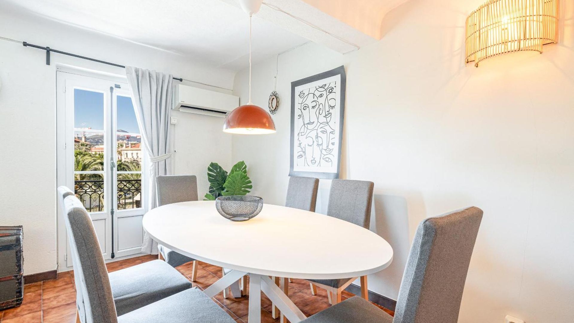 2 Bdr Panoramic View On Gardens * Nice