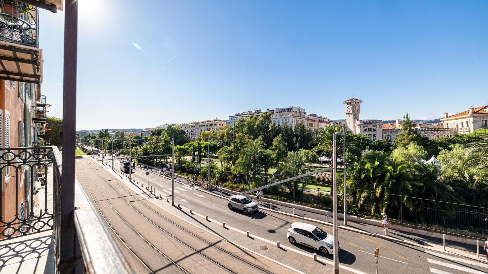 Appartement 2 Bdr Panoramic View On Gardens *
