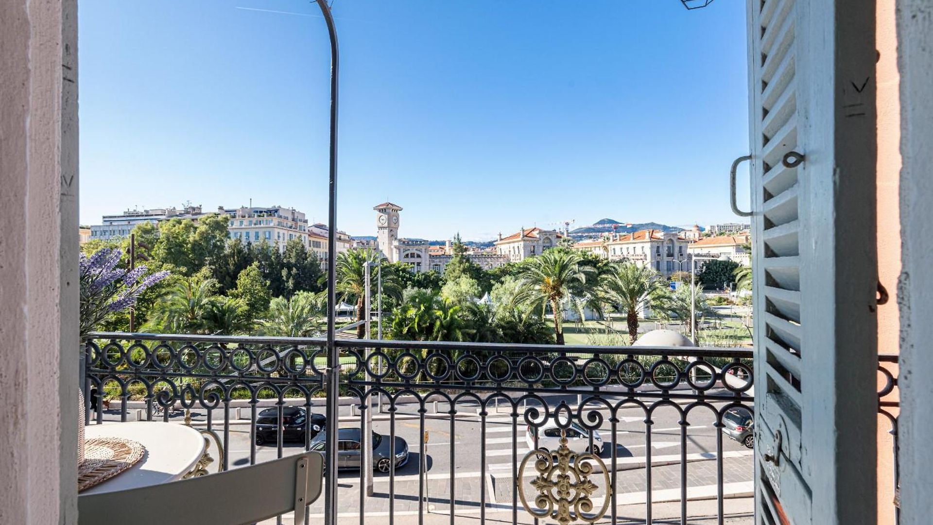 2 Bdr Panoramic View On Gardens Appartement *