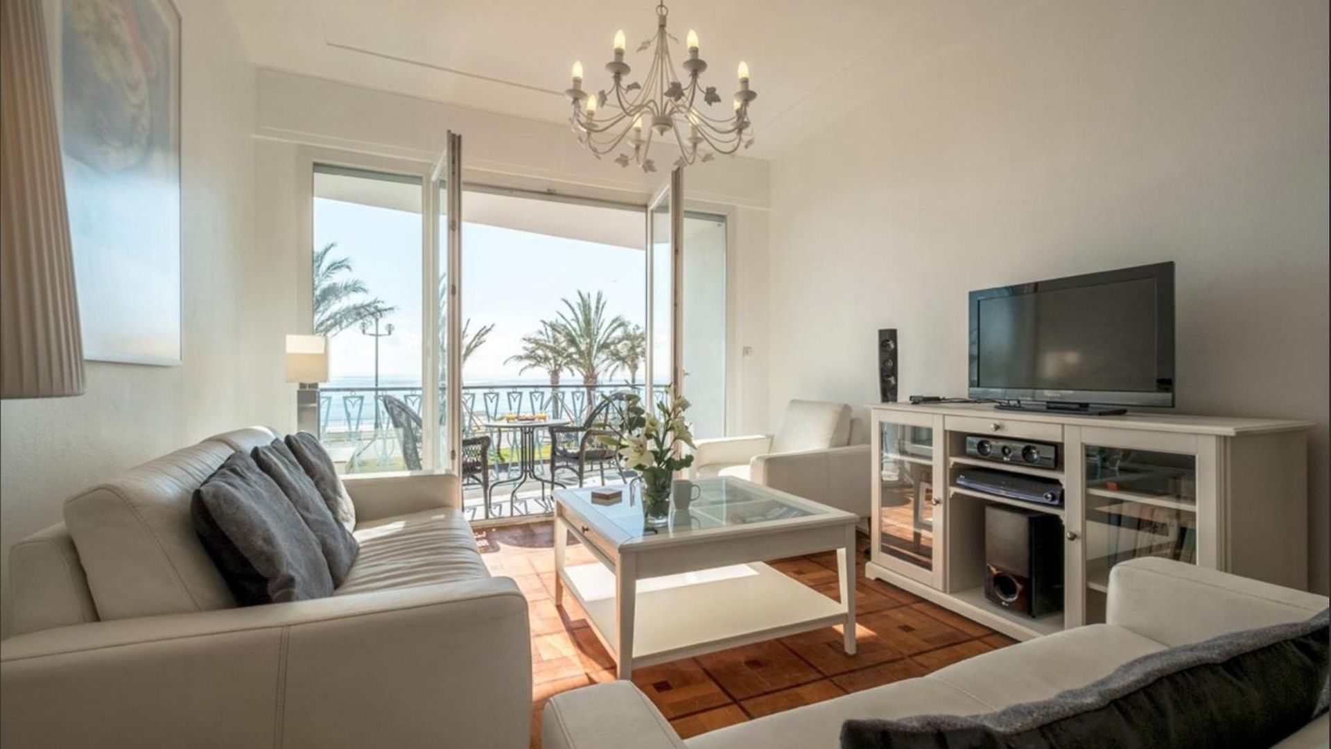 Appartement Luxury On Promenade Des In Nice