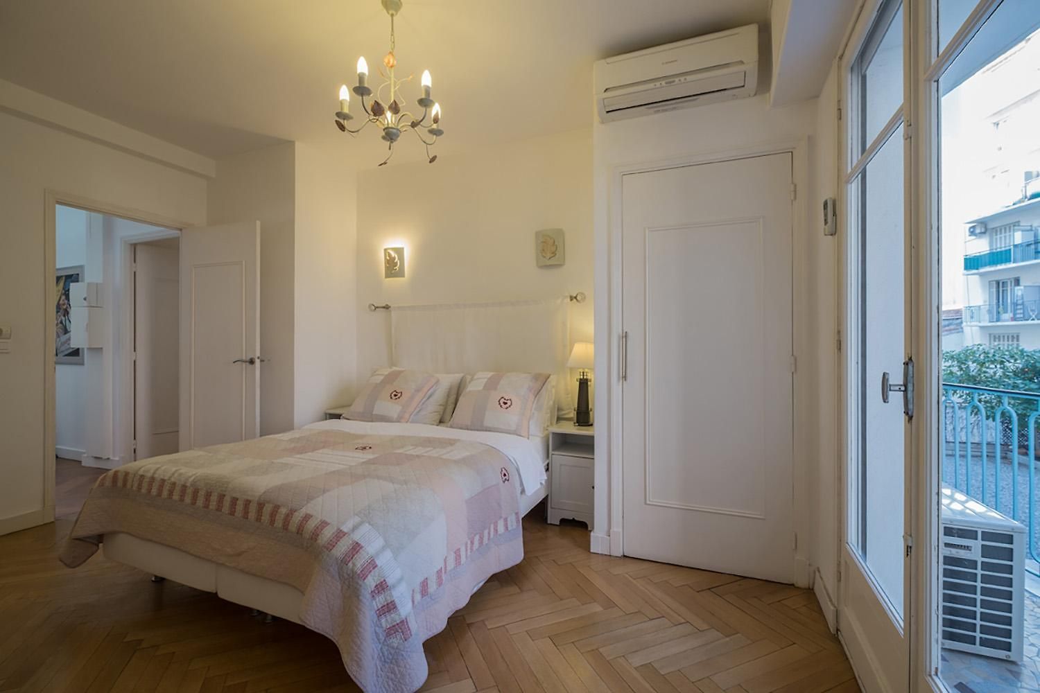 Luxury On Promenade Des In Appartement Nice