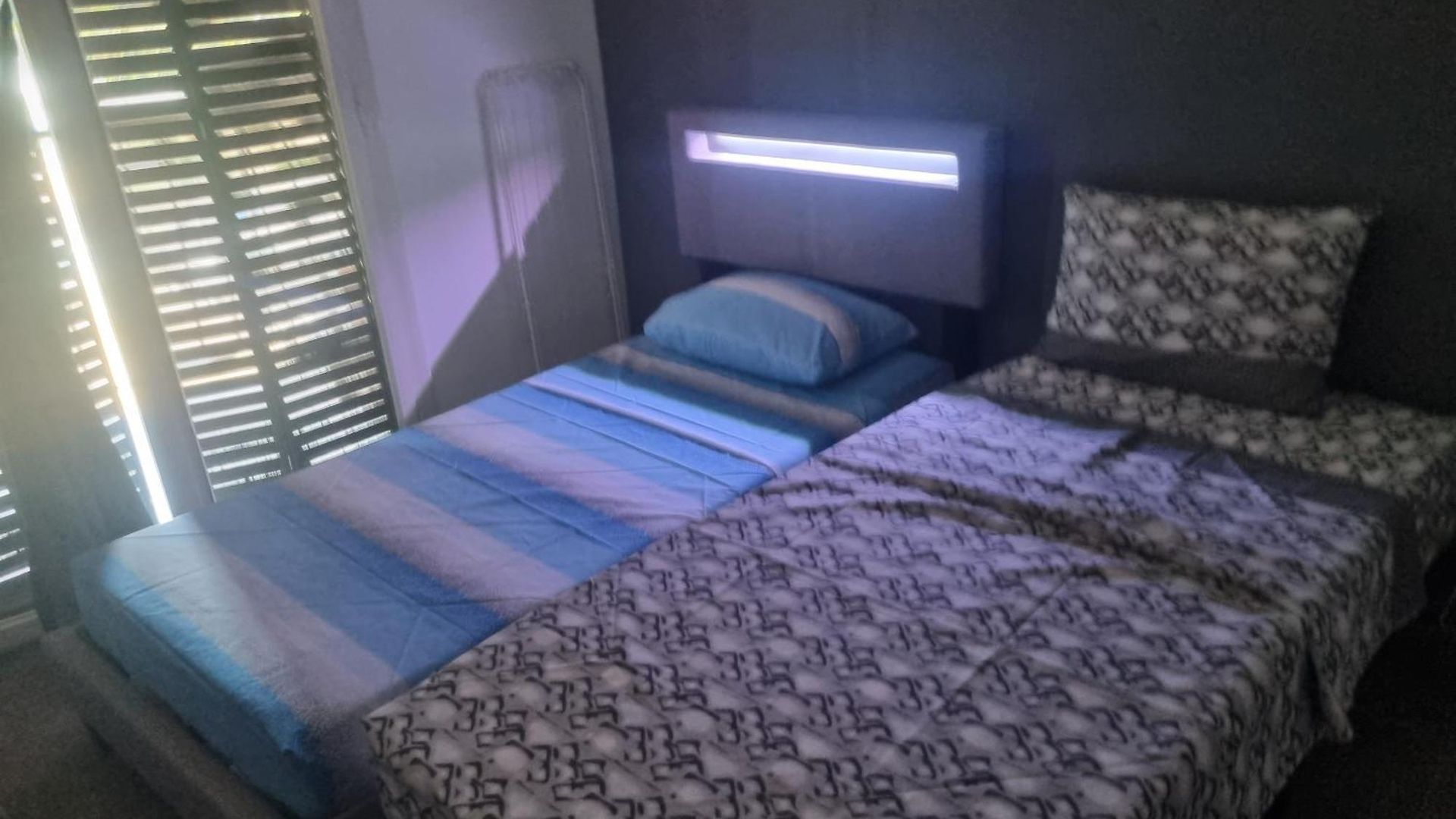 Couette-café Privative Rénové 2024, Climatisation, Tramway Sur Place , 12 Min Centre, 16 Min Plage, Aperçu Latéral Mer, 2 Wc Avec 2 Salle De Bain, Private Renovated 2024, Air-conditioned , Tram On Spot, 2 Toilets&2 Bathrooms
