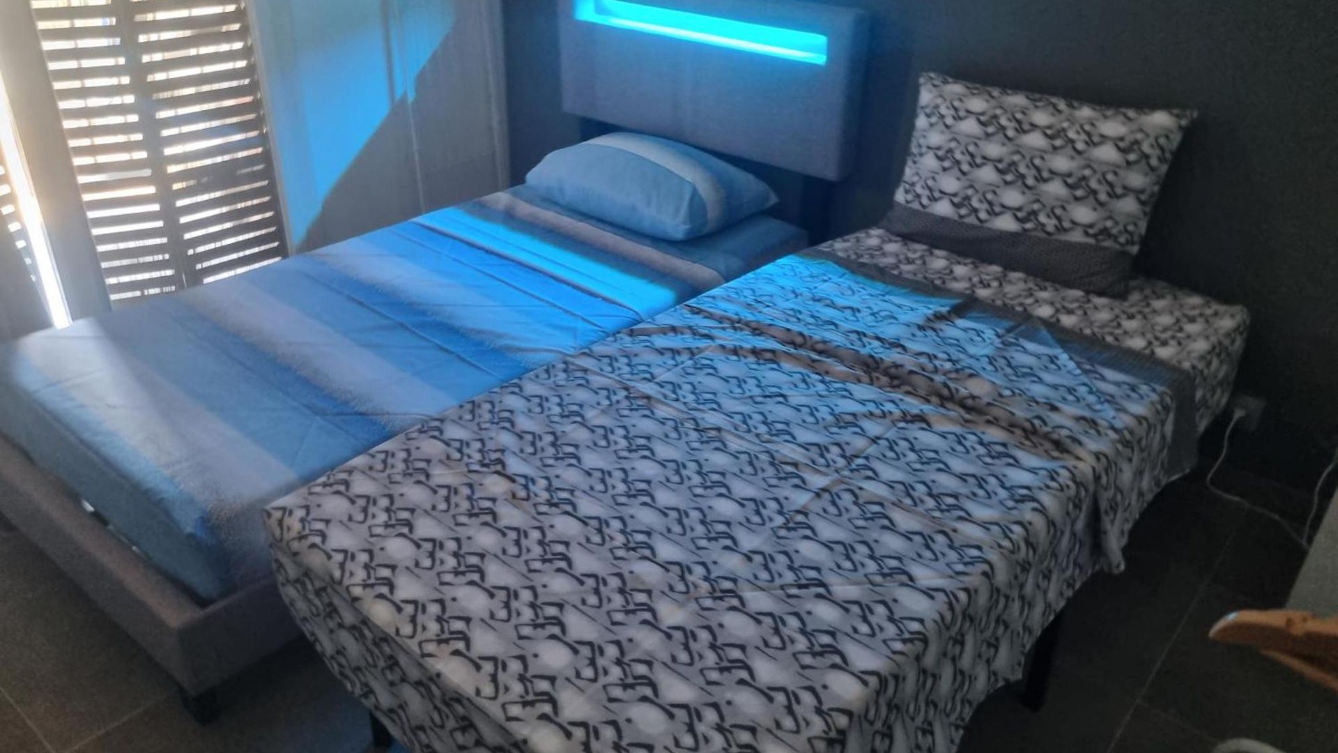 Couette-café Privative Rénové 2024, Climatisation, Tramway Sur Place , 12 Min Centre, 16 Min Plage, Aperçu Latéral Mer, 2 Wc Avec 2 Salle De Bain, Private Renovated 2024, Air-conditioned , Tram On Spot, 2 Toilets&2 Bathrooms