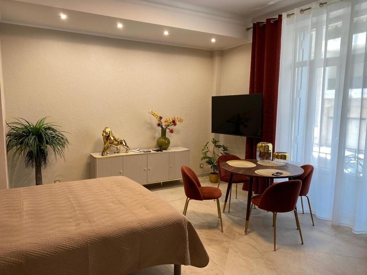 Appartement Extraordinaire Grand Au Centre 6 Minutes à Pied De La Et L'hôtel Negresco