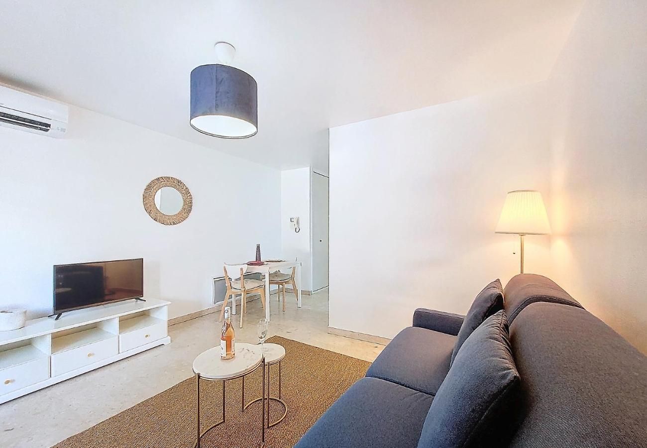 Appartement Nestor&jeeves - Kallista - - Balcony