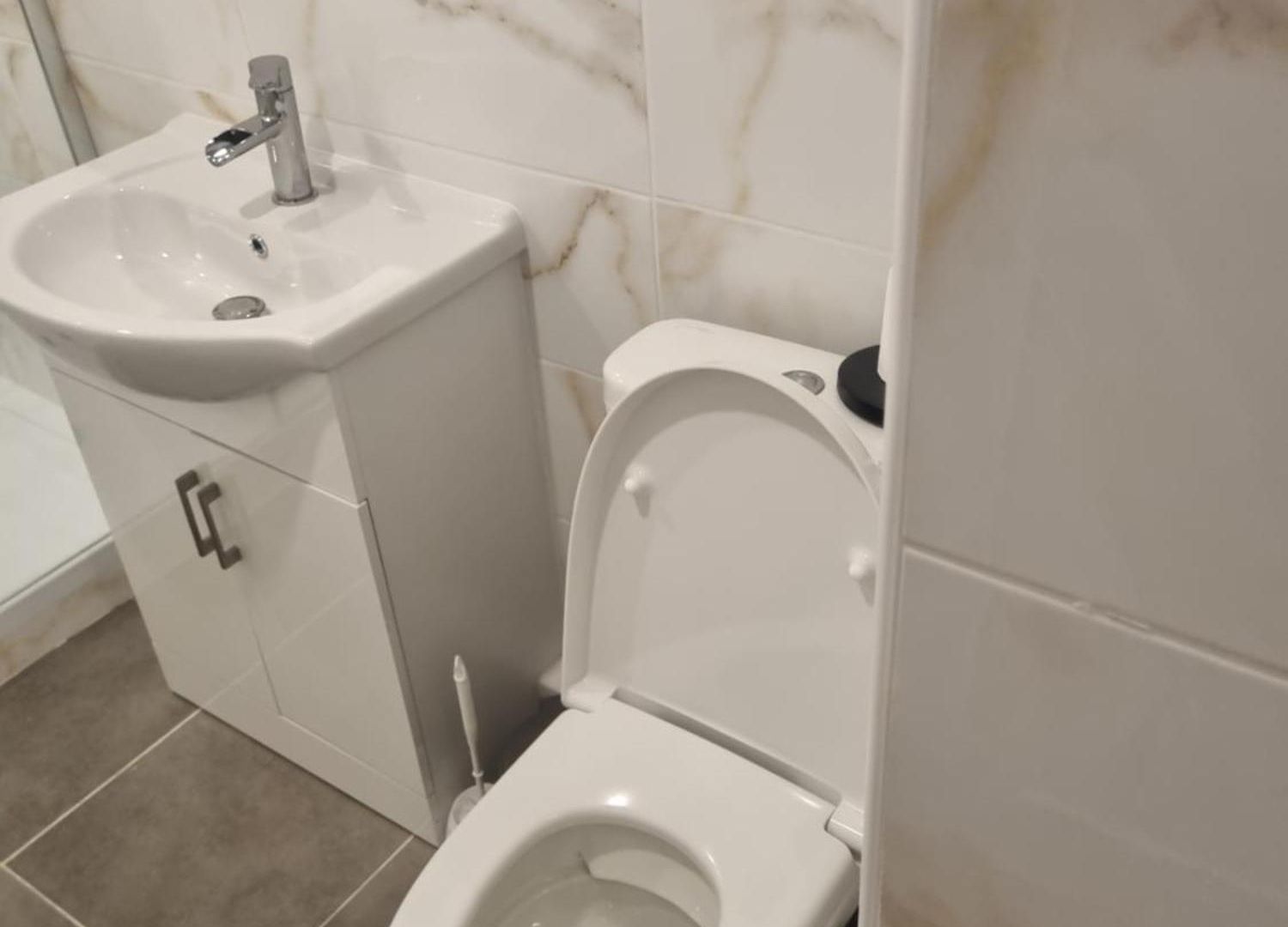 F3 ,appartement Climatisé Neuf, Magnifique Vue Sur Et Aéroport, Proche Tram Et Gare Sncf 1 Min,aéroport 3 Minutes, 3 Rooms, New Ac Apartment, Magnificent Sea&airport Views, Close To Tram&sncf Train Station 1 Min, Airport 3 Min Nice