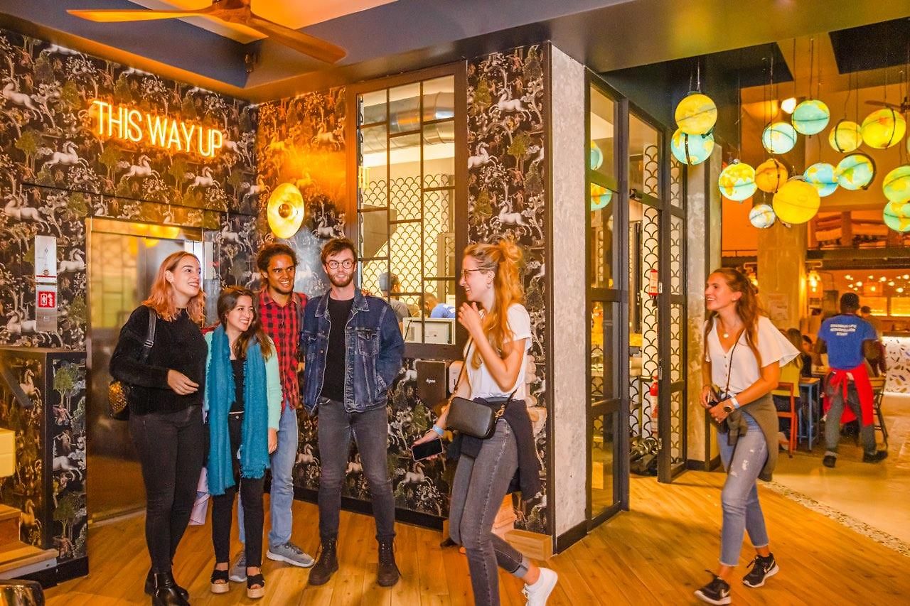 Auberge de jeunesse Saint Exupery *