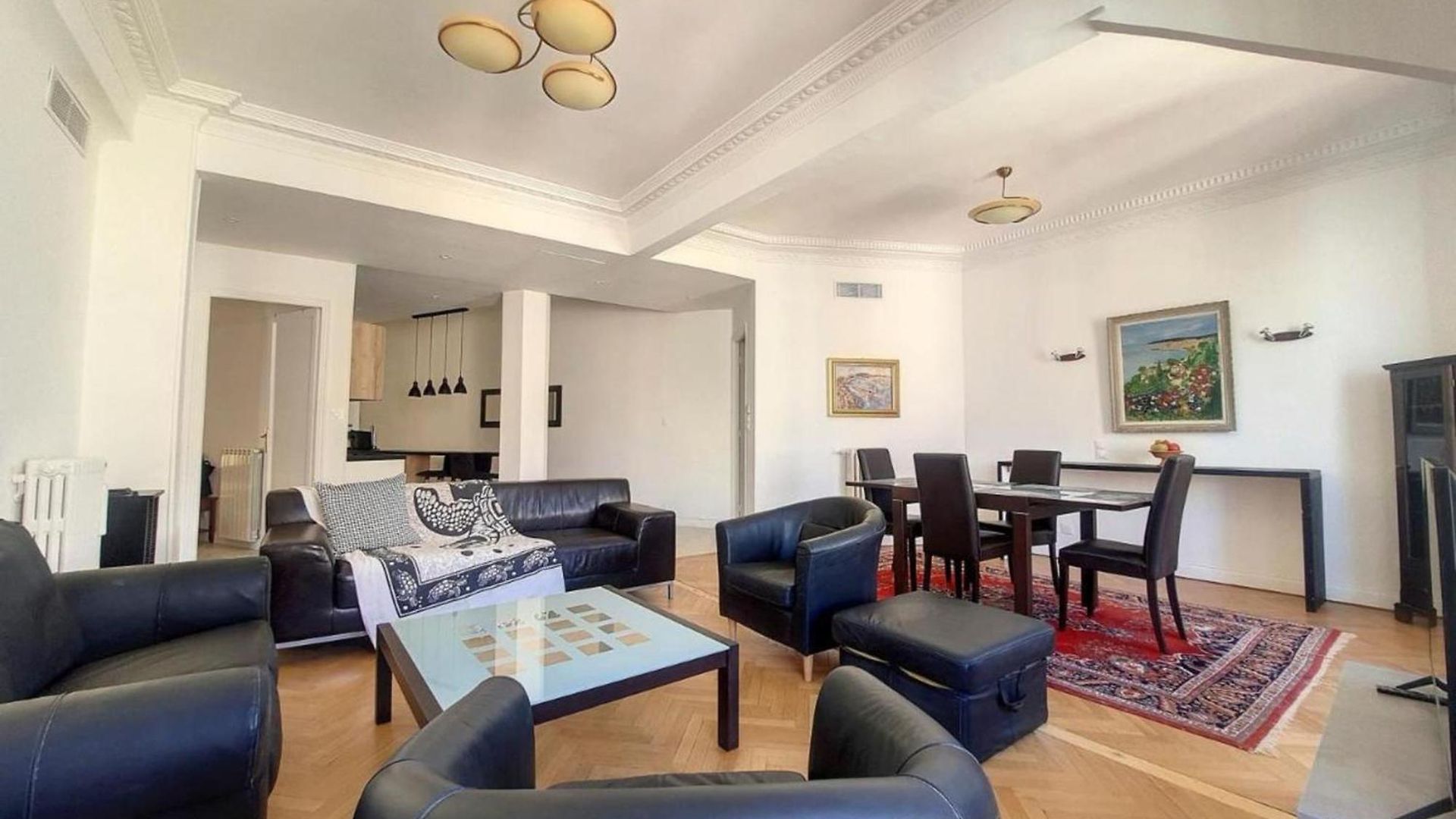 Apartment Bright Air-conditioned Flat In The Centre *