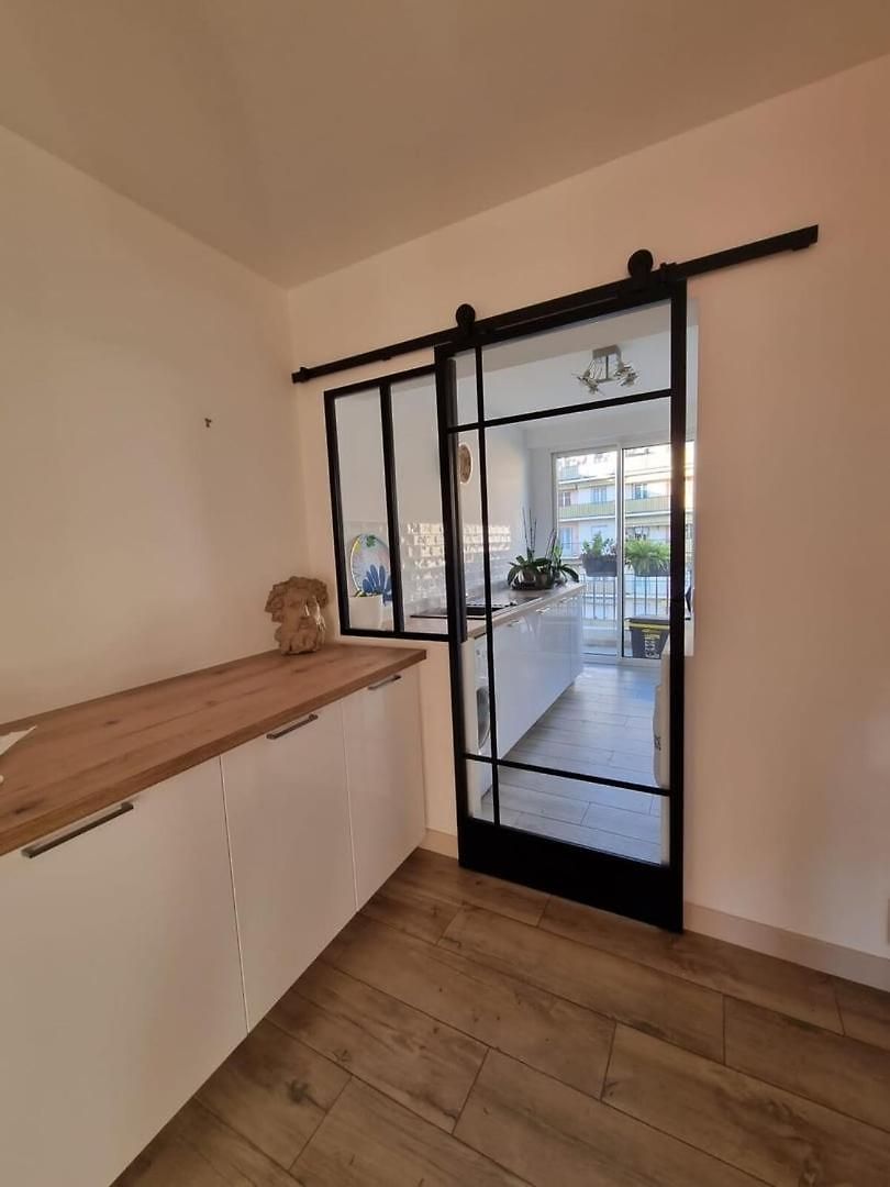 Appartement Magnifique T3, Spacieux, Lumineux Et Traversant Nice
