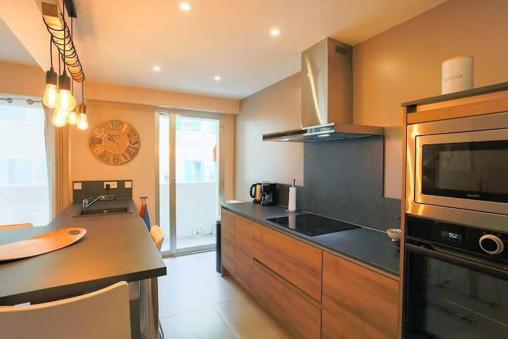 Apartment Superbe 2 Pieces 56m2 Renove Centre Negresco Nice