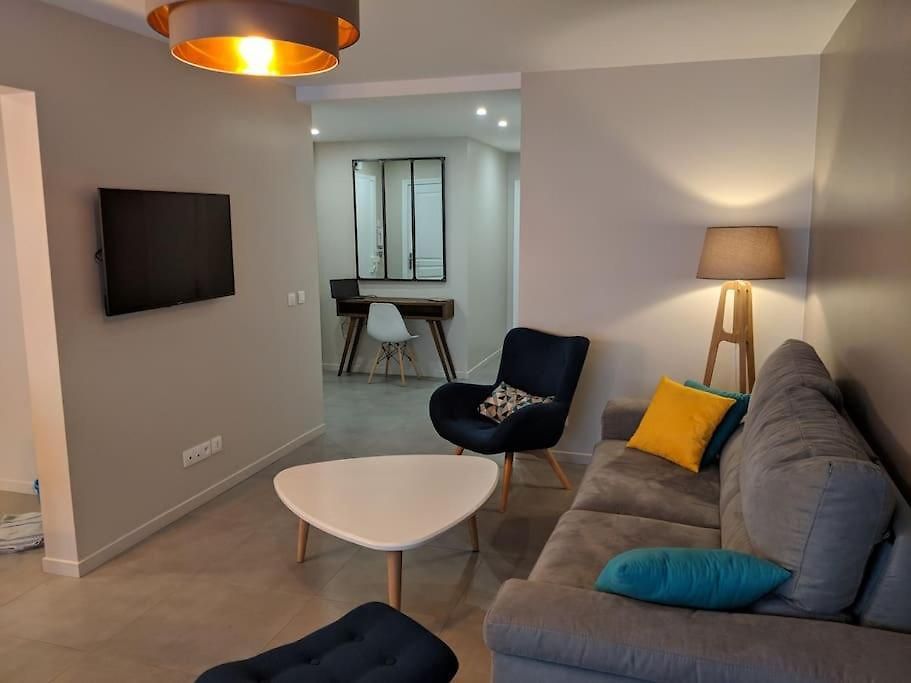 Superbe 2 Pieces 56m2 Renove Centre Negresco * Nice