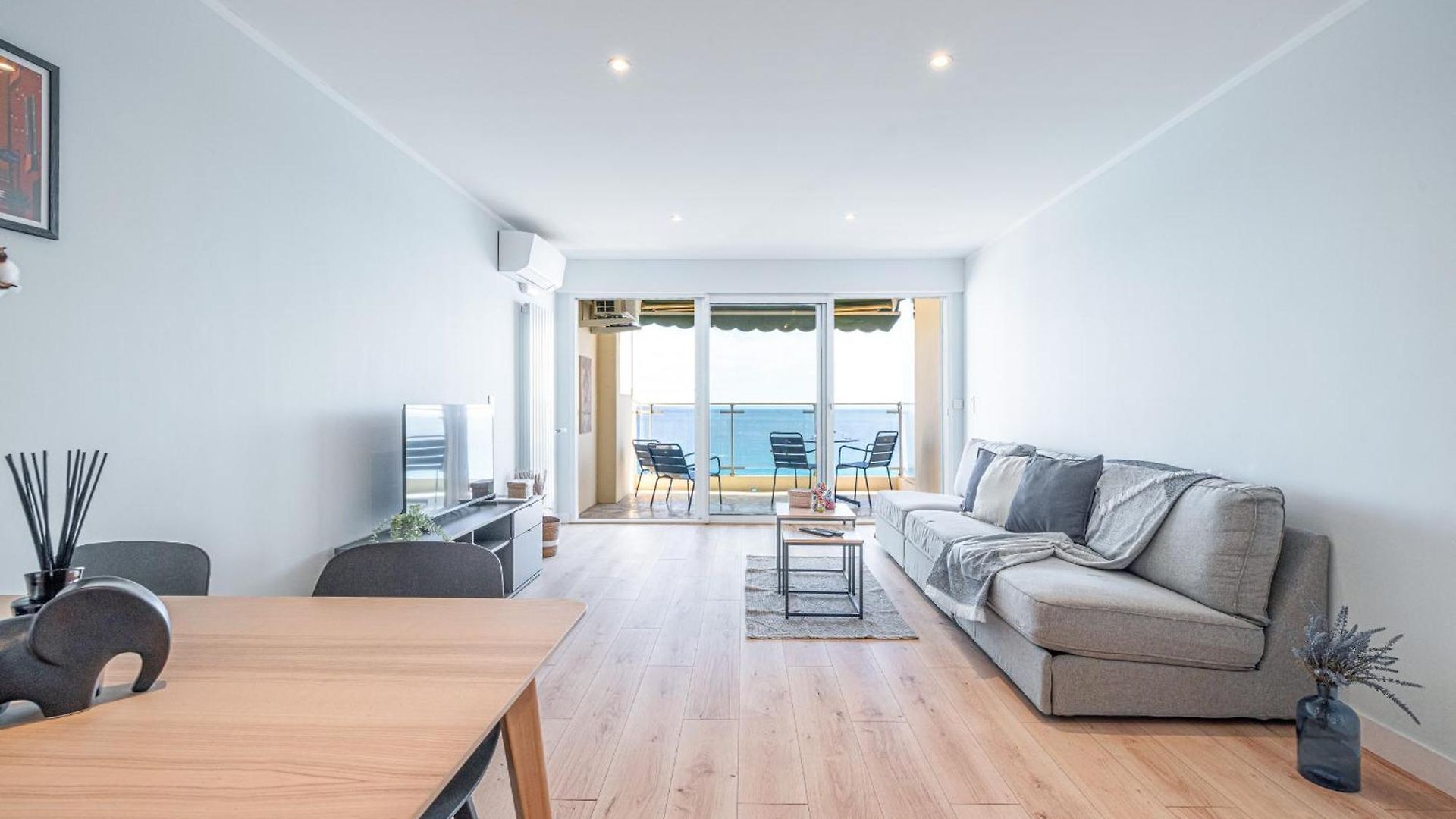 Panoramic Sea View - 1 Bdr Promenade Des Appartement