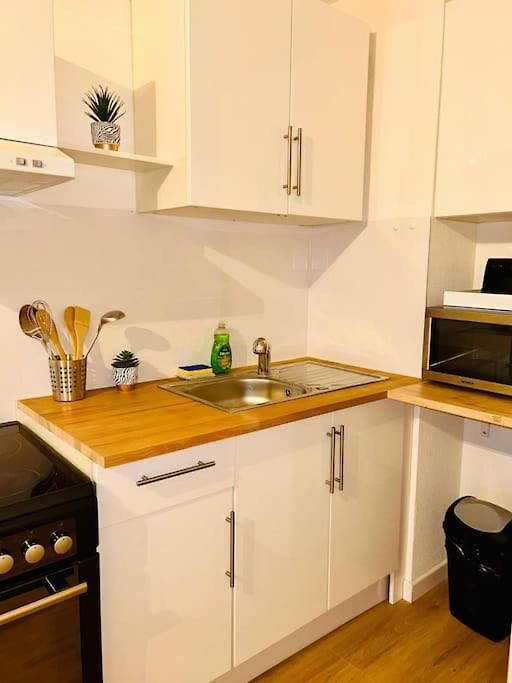 Appartement Seabnb - & Serenity - 5min Walk To Train&tram Nice