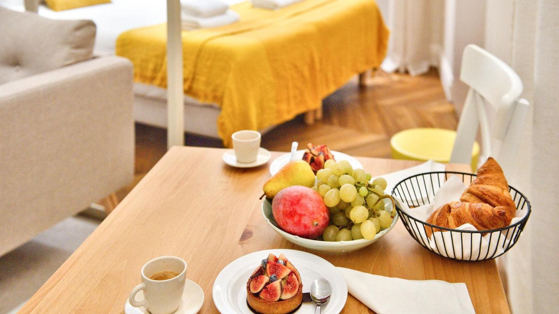 9 Alberti Centre Aparthotel 4*