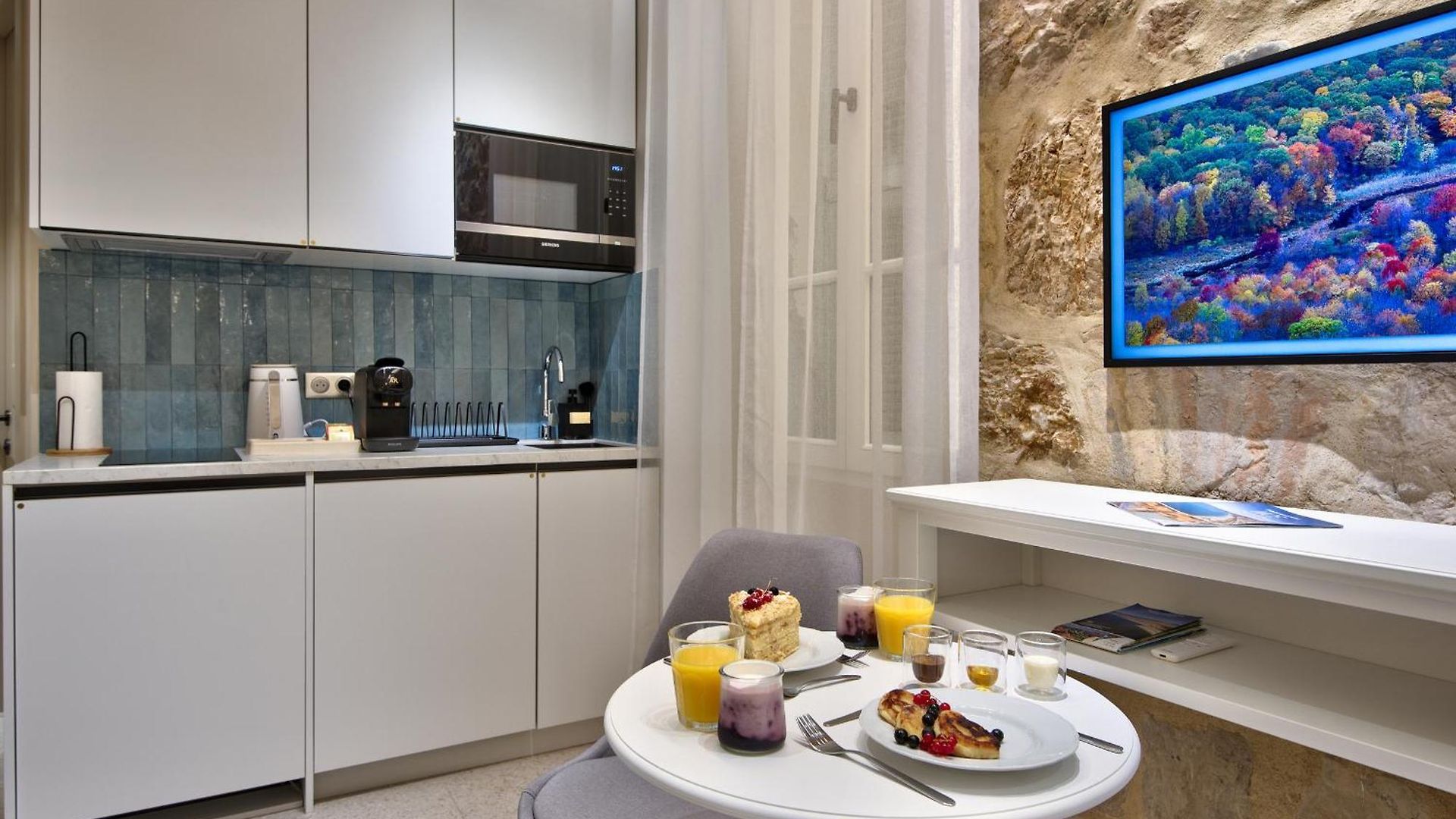 9 Alberti Centre Nice