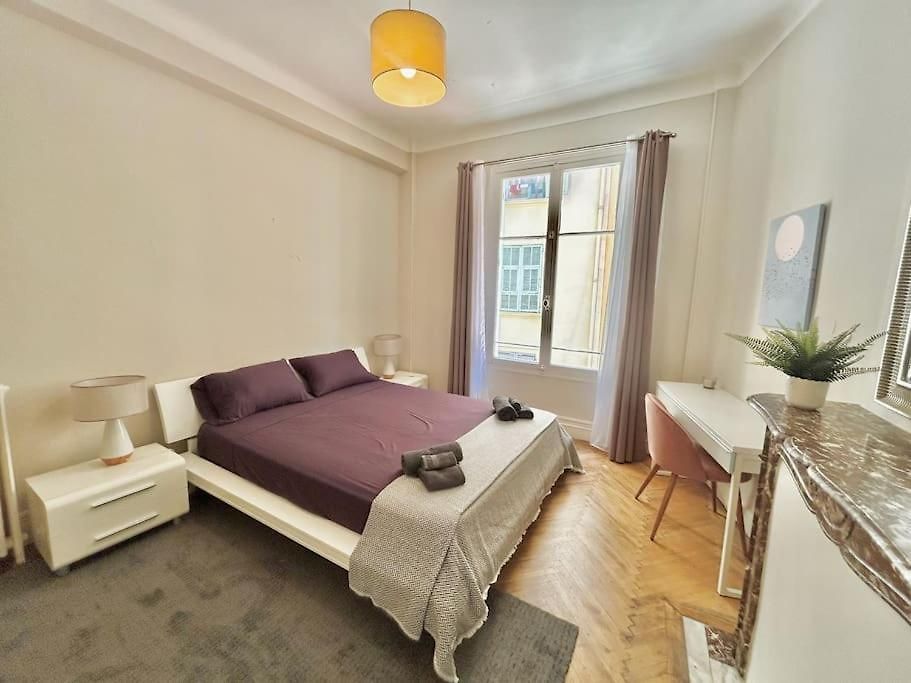 Apartment 3p En Centre Ville, Spacieux Et Calme