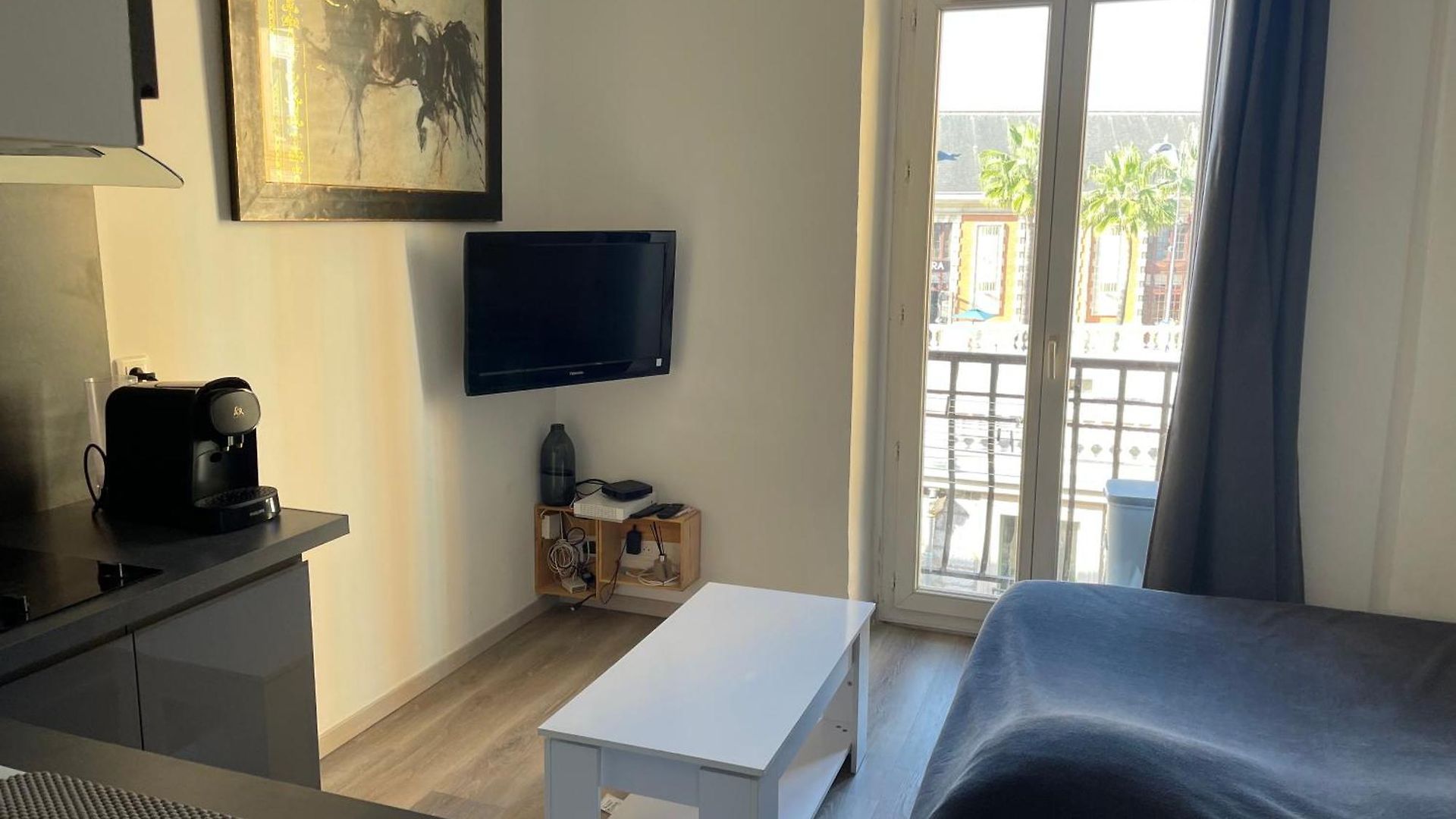 Superbe En Plein Centre De Nice! Appartement *