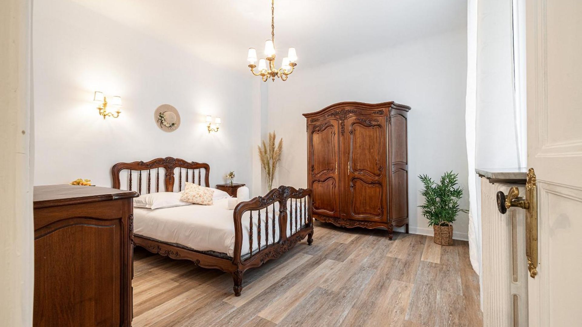 Large 2 Bdr&garage Appartement