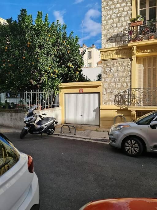Superbe 4 Pièces 75 M Carrés Pour 2 à 6 Personnes Centre Parking 3 Jours Minimum Appartement