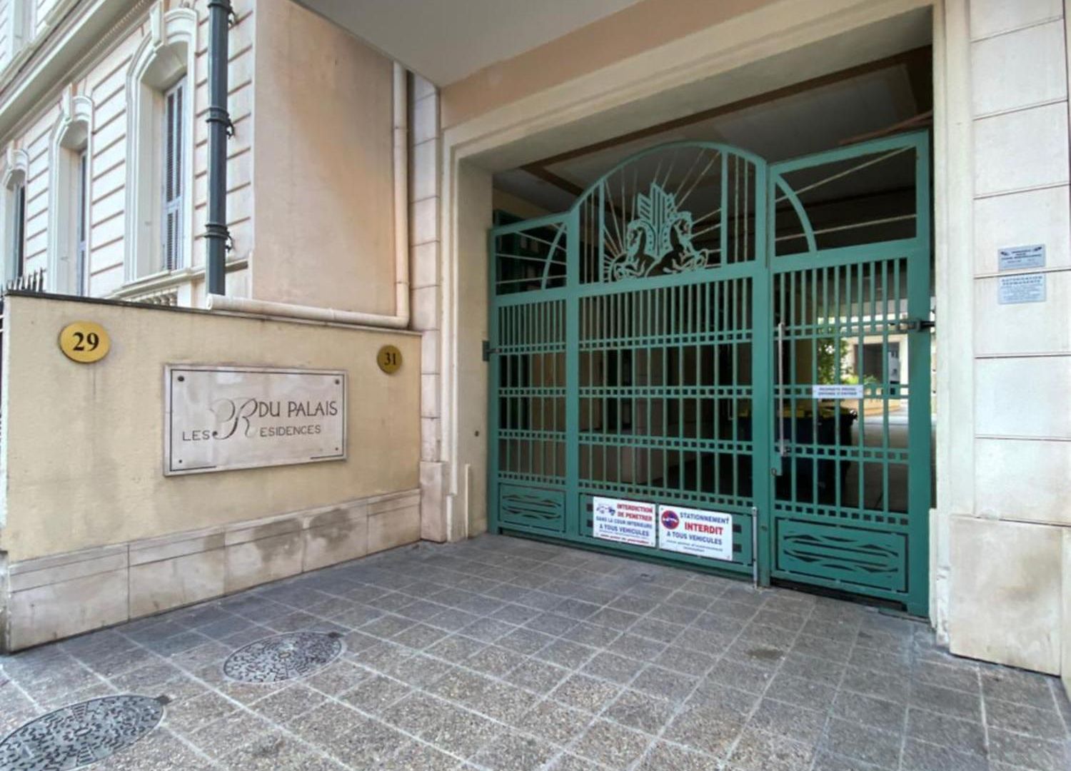 Le Grand Palais De La Méditerranée - Luxury 2br In Hyatt Residence, Direct Access, Promenade Des - Choice In Appartement Nice